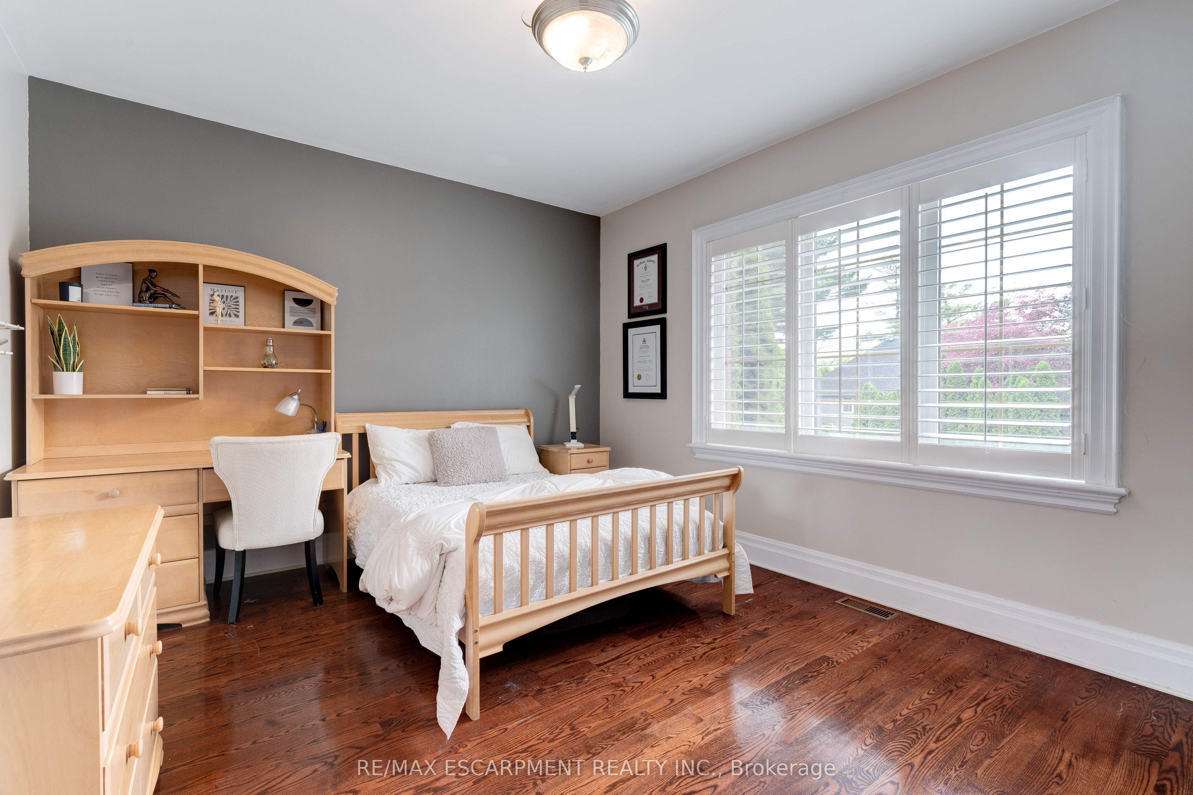290 Shoreacres Road
