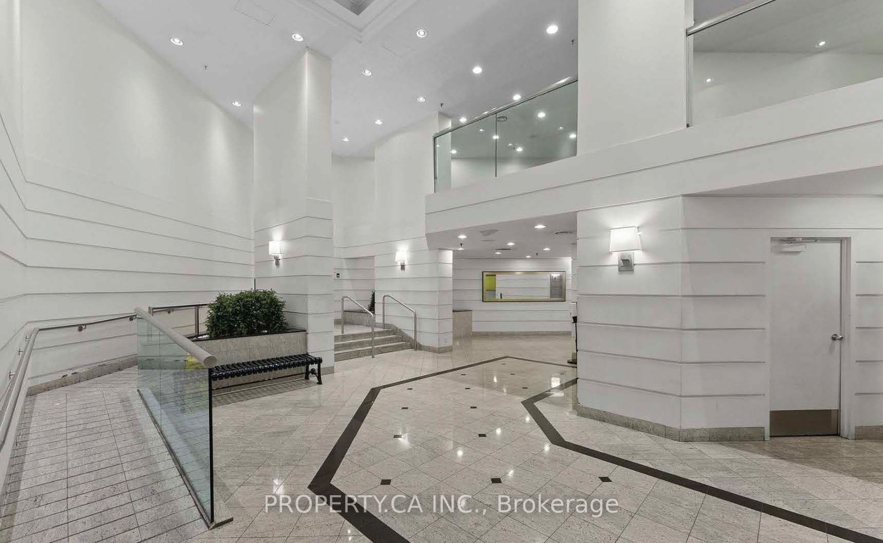 711 Bay Street, #1221