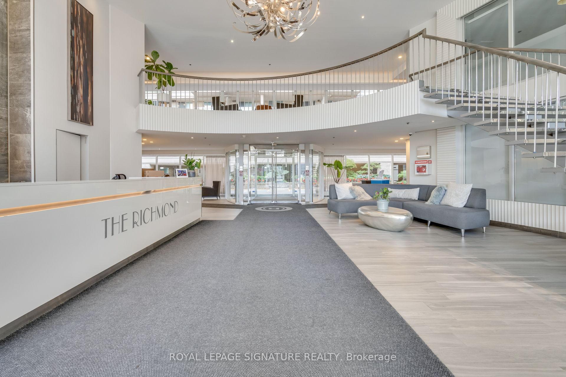 2 Bedrooms Condo at 323 Richmond, Toronto For sale