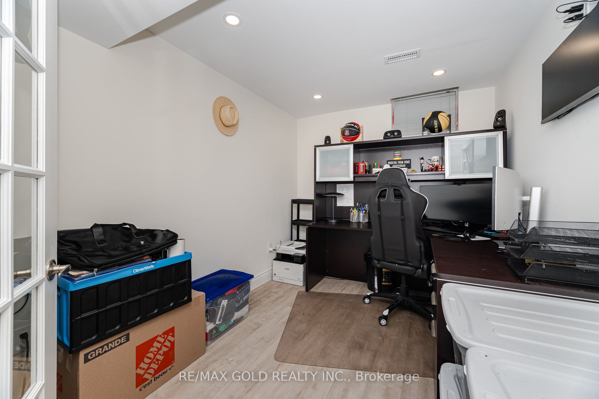 55 Royal Valley Drive