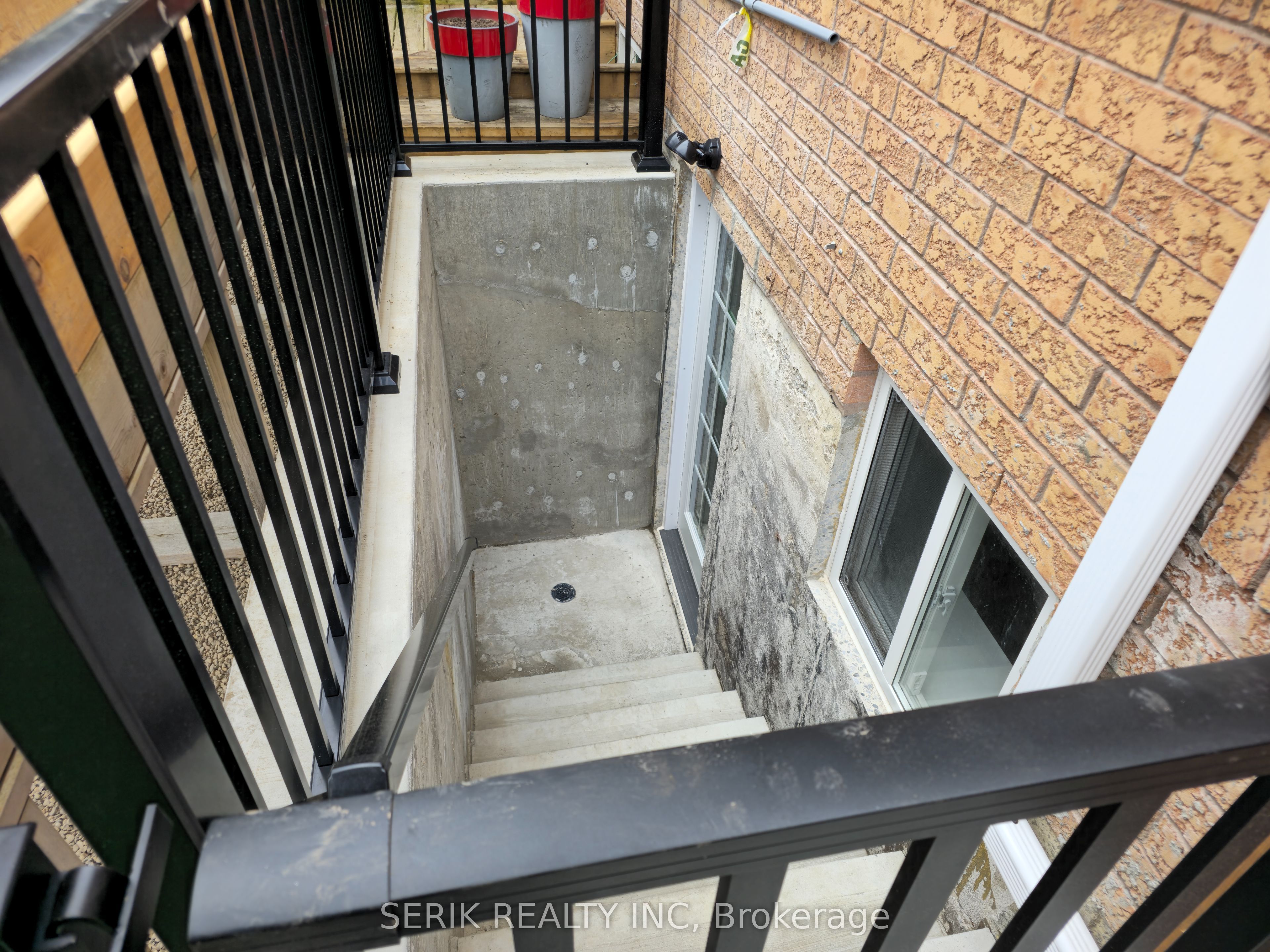 139 A Copley Street