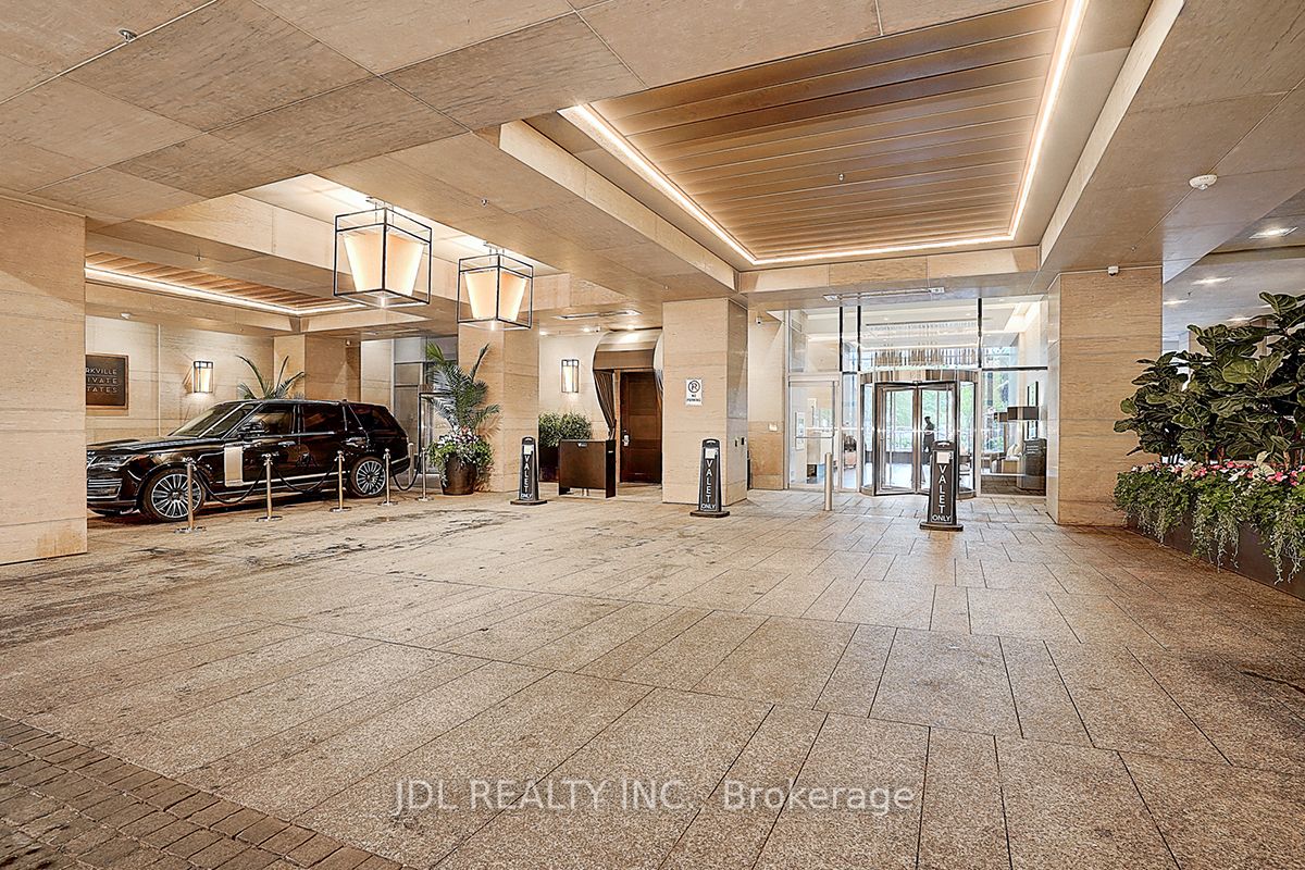 188 Cumberland Street, #1202