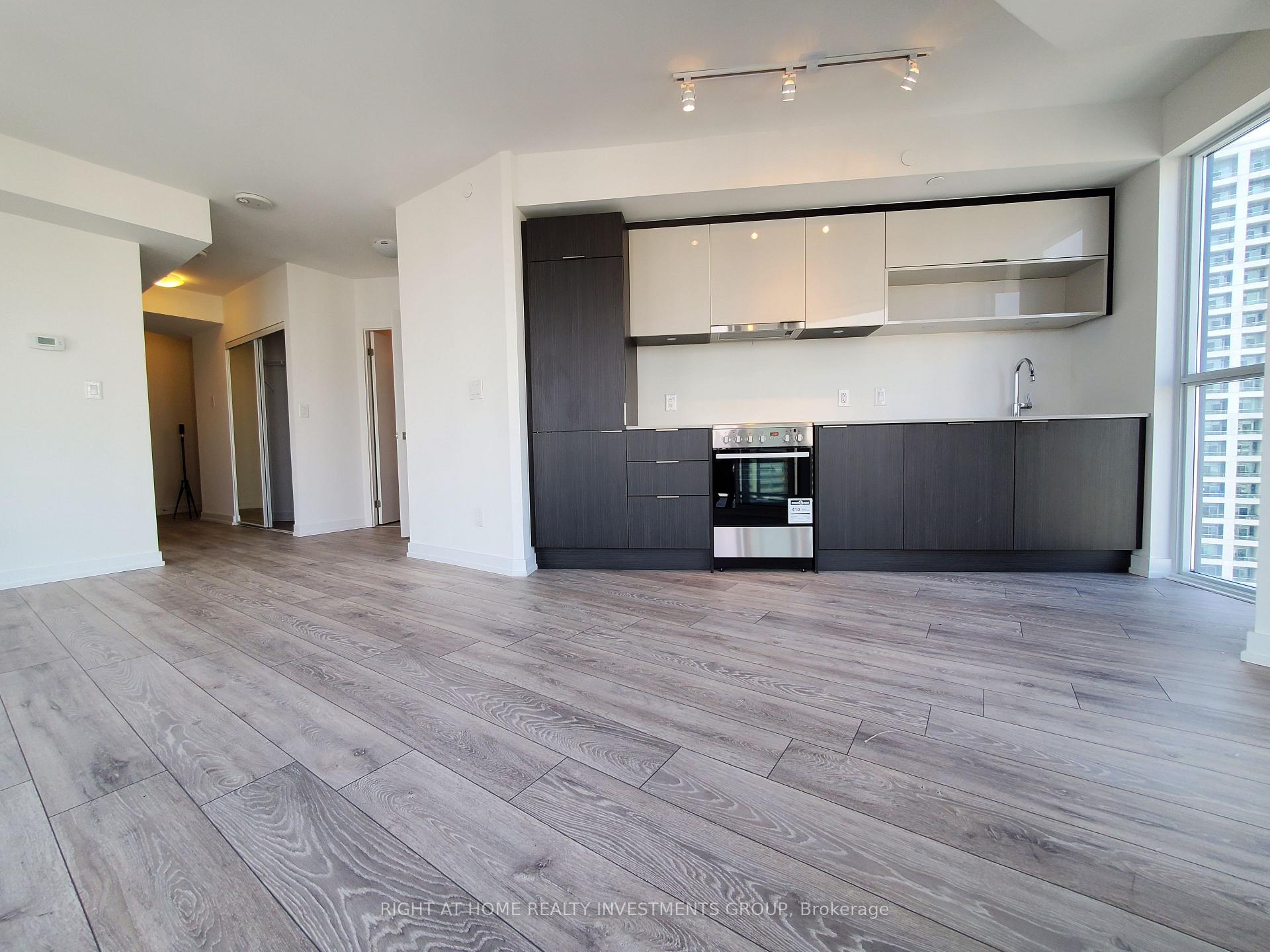 1 Bedroom Condo at 159 Wellesley, Toronto For sale