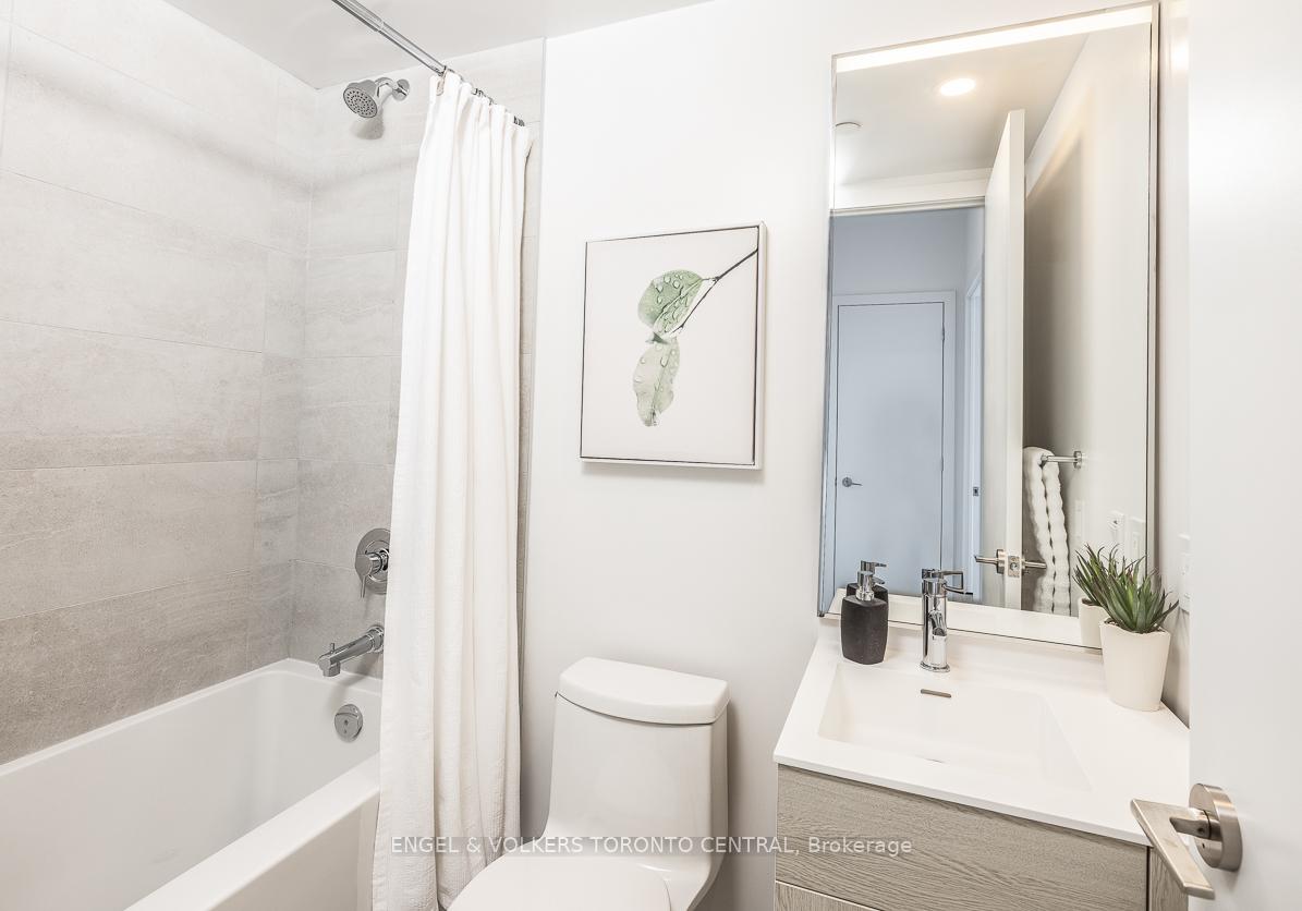 2 Bedrooms Condo at 28 Eastern, Toronto For sale