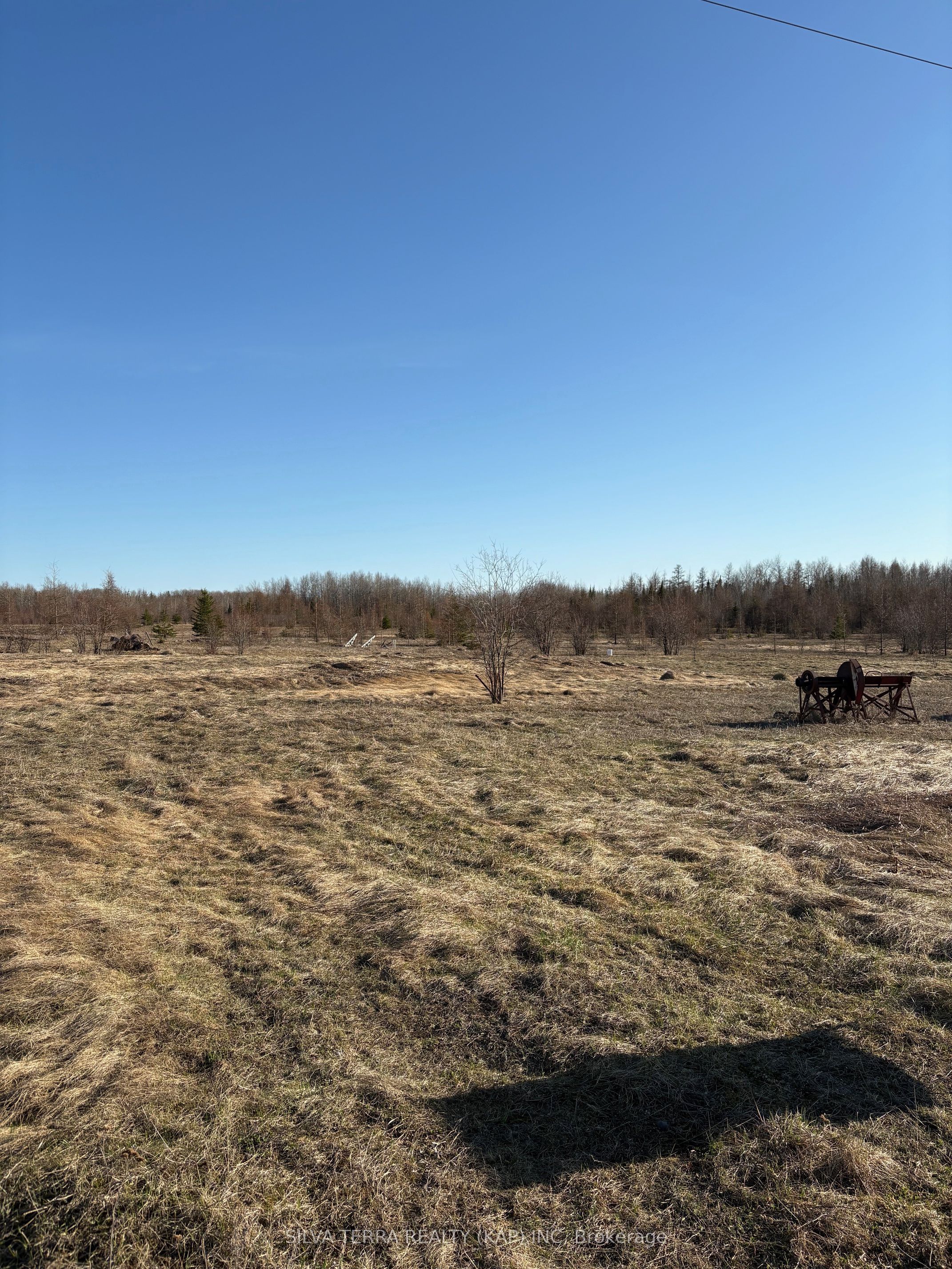 101 Concession 14 N/A, Val Rita-Harty