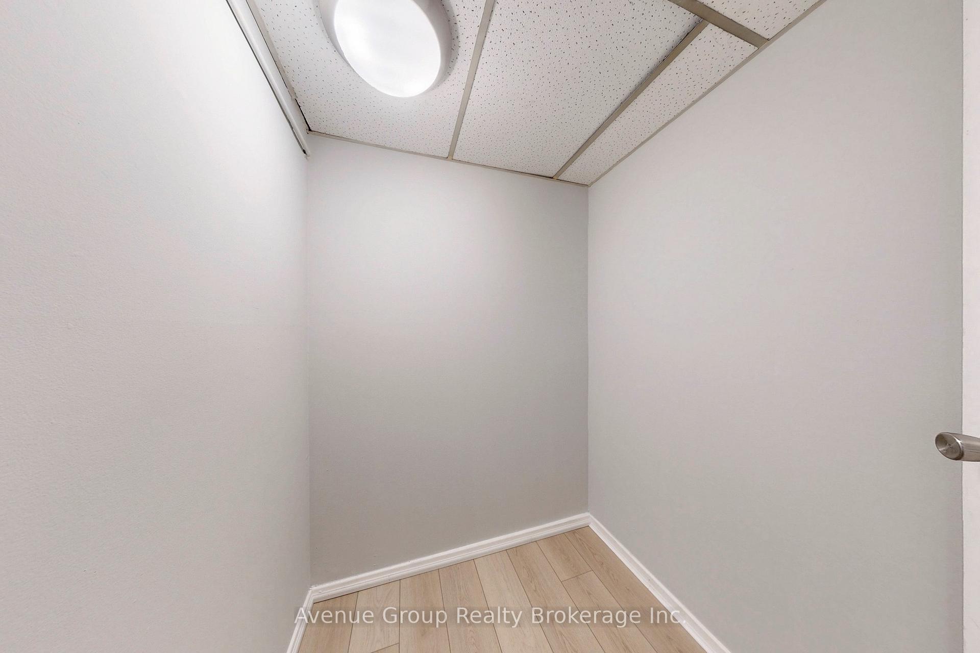 3 Bedrooms Condo at 1703 Mccowan, Toronto For sale