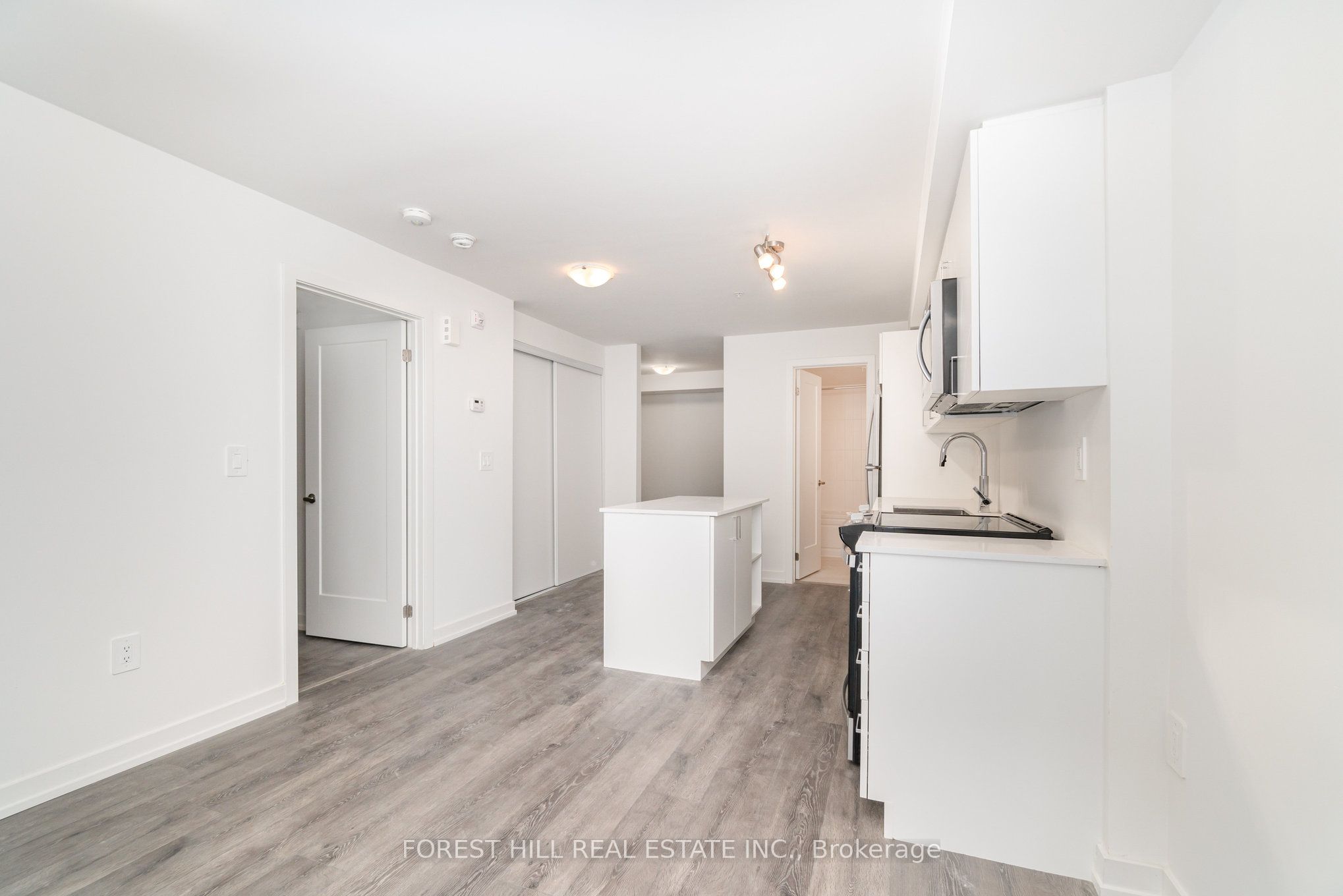 1650 Victoria Park Avenue, #A102