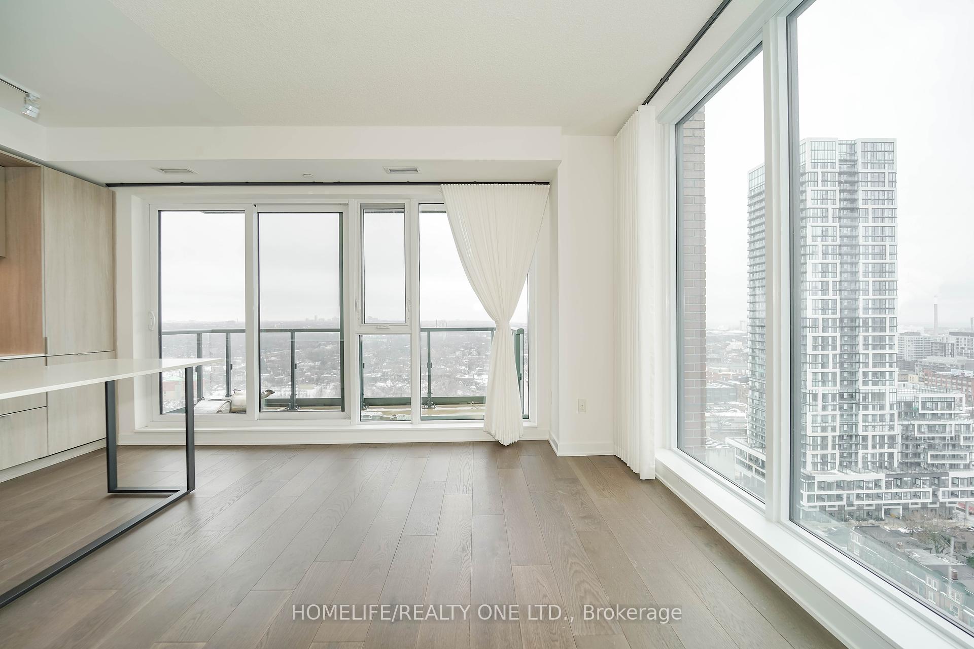 4 Bedrooms Condo at 130 River, Toronto For sale