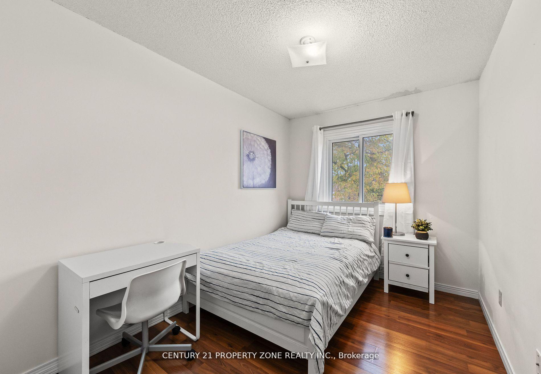4 Bedrooms Condo at 280 Limeridge, Hamilton For sale