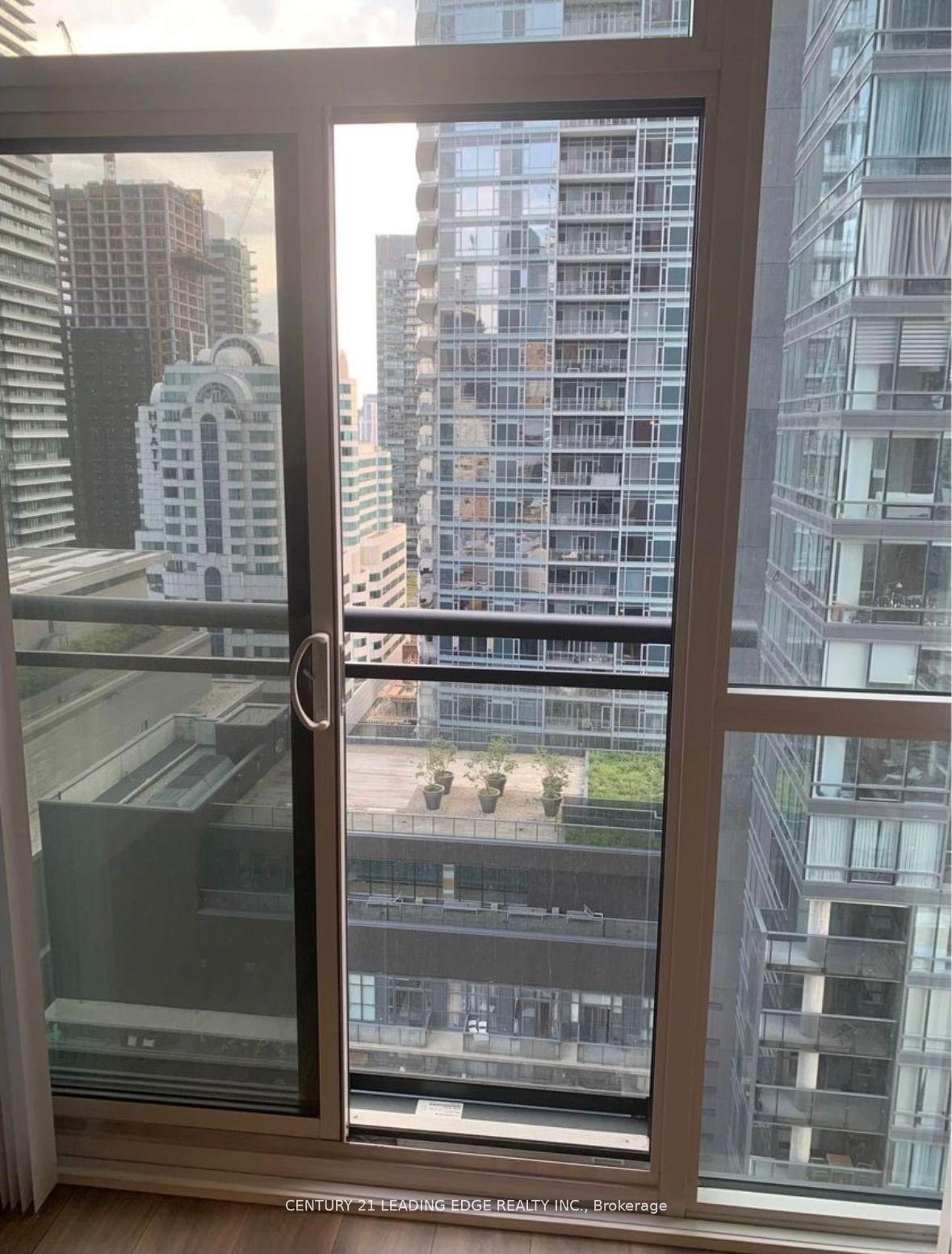 2 Bedrooms Condo at 99 John, Toronto For sale
