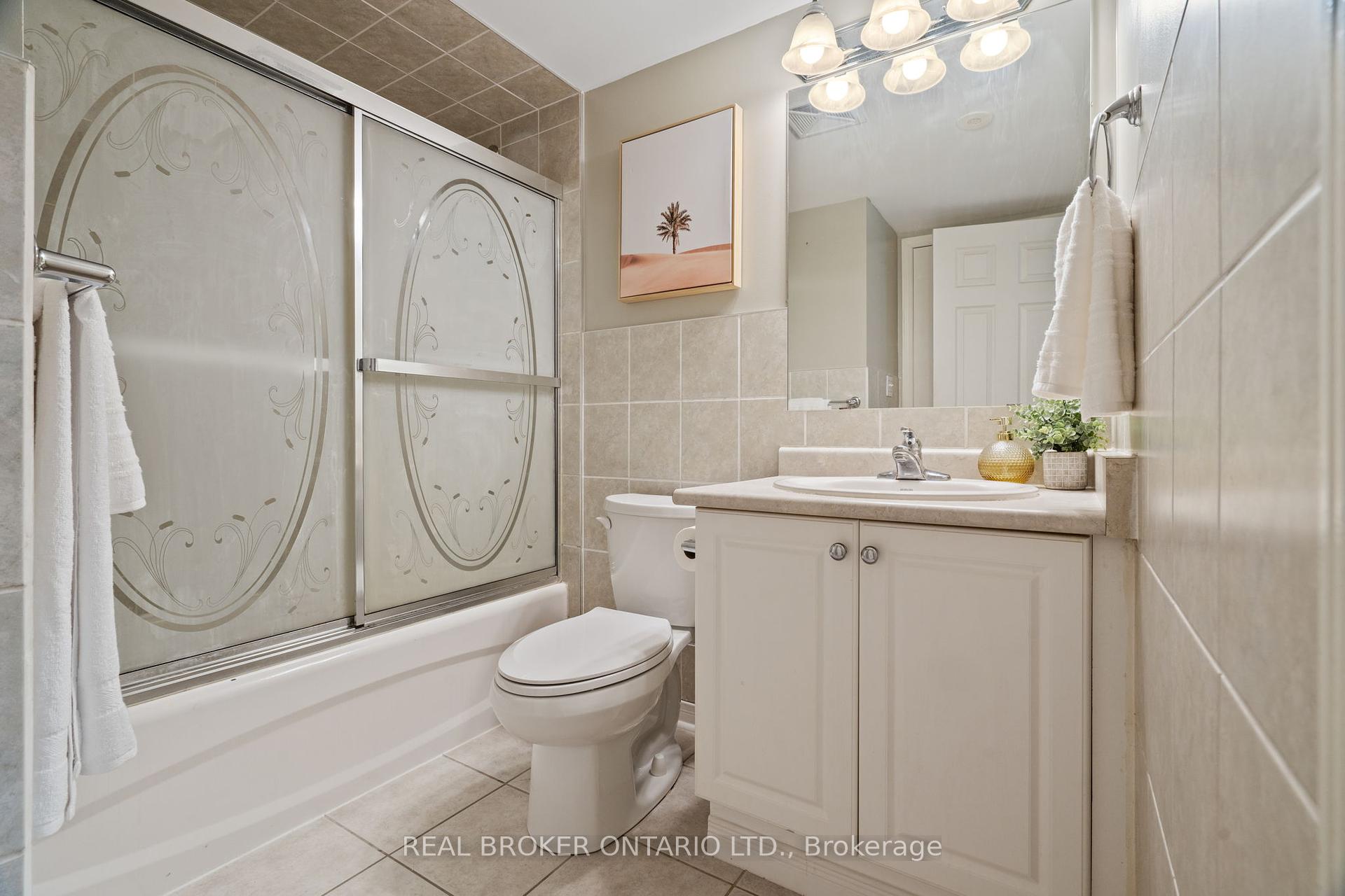 3 Bedrooms Condo at 3047 Finch, Toronto For sale