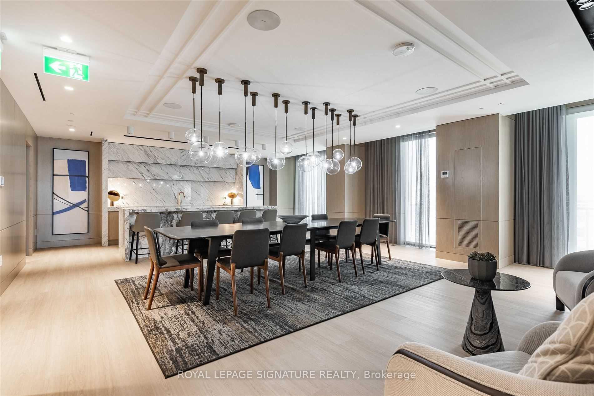 3 Bedrooms Condo at 118 Merchants’ Wharf, Toronto For sale