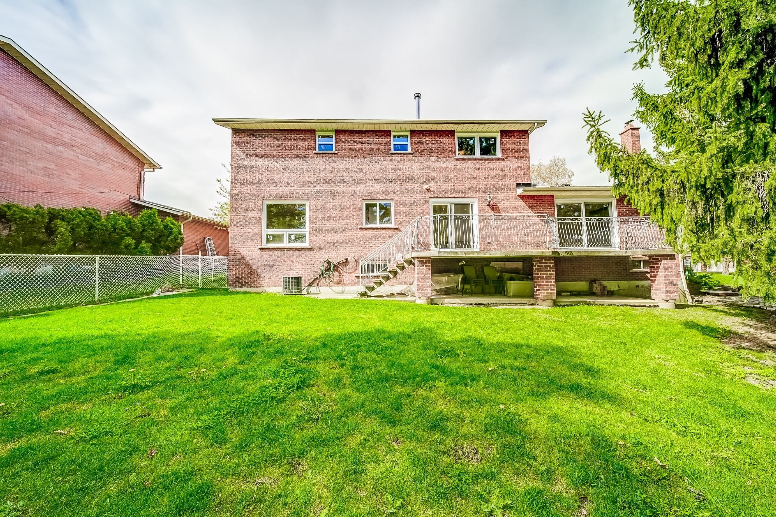 85 Villa Park Drive