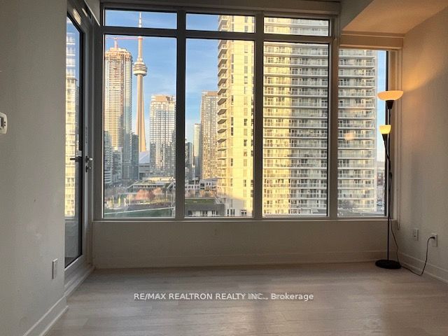 70 Queens Wharf Road, #1011