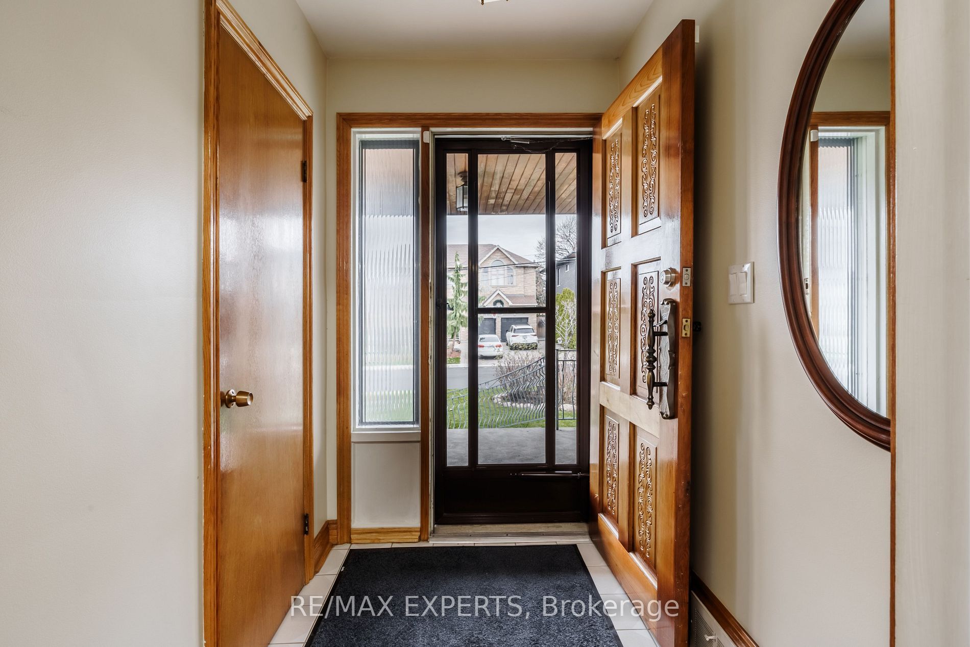 1 Creston Road