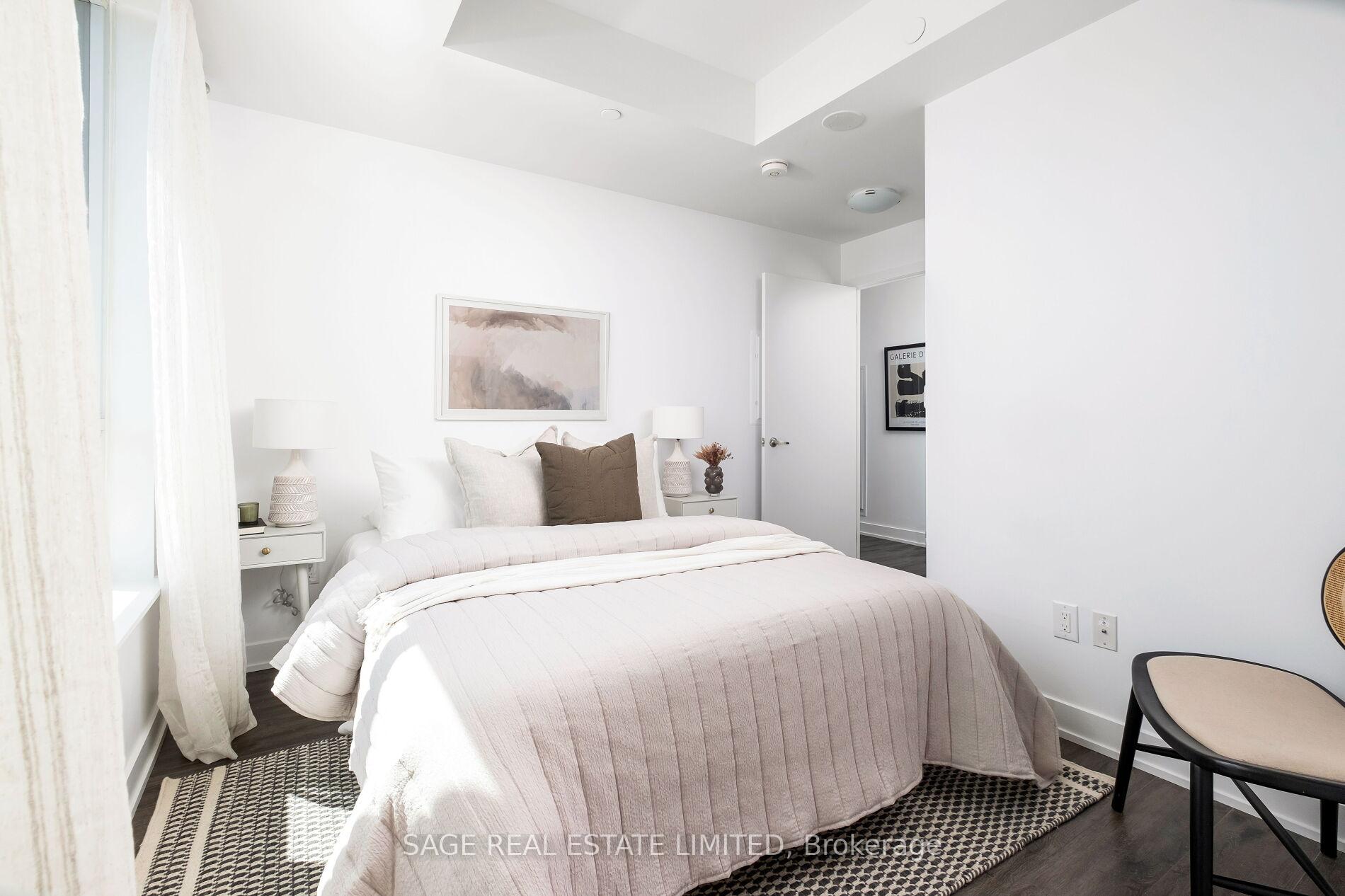3 Bedrooms Condo at 630 Greenwood,  Toronto For sale