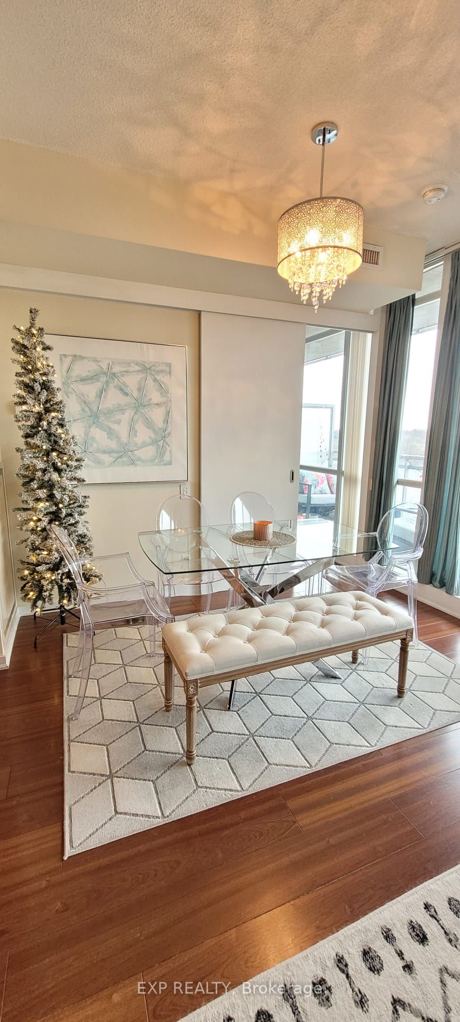 30 Canterbury Place, #701