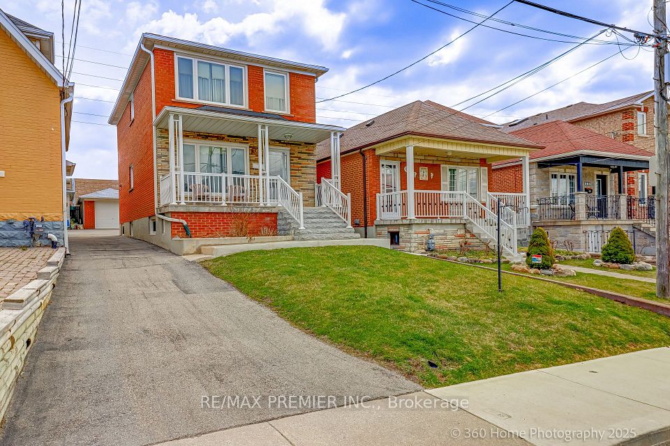 397 Blackthorn Avenue, Toronto, ON M6M 3C1