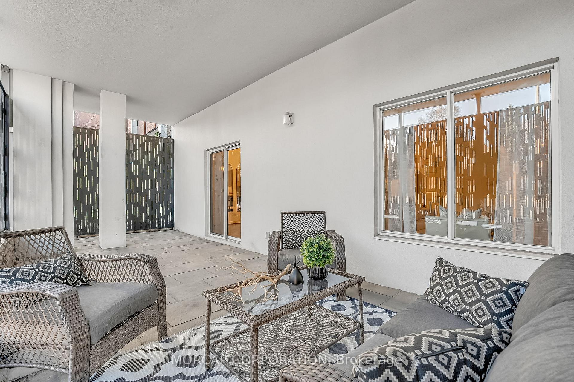 2 Bedrooms Condo at 600 Eglinton, Toronto For sale