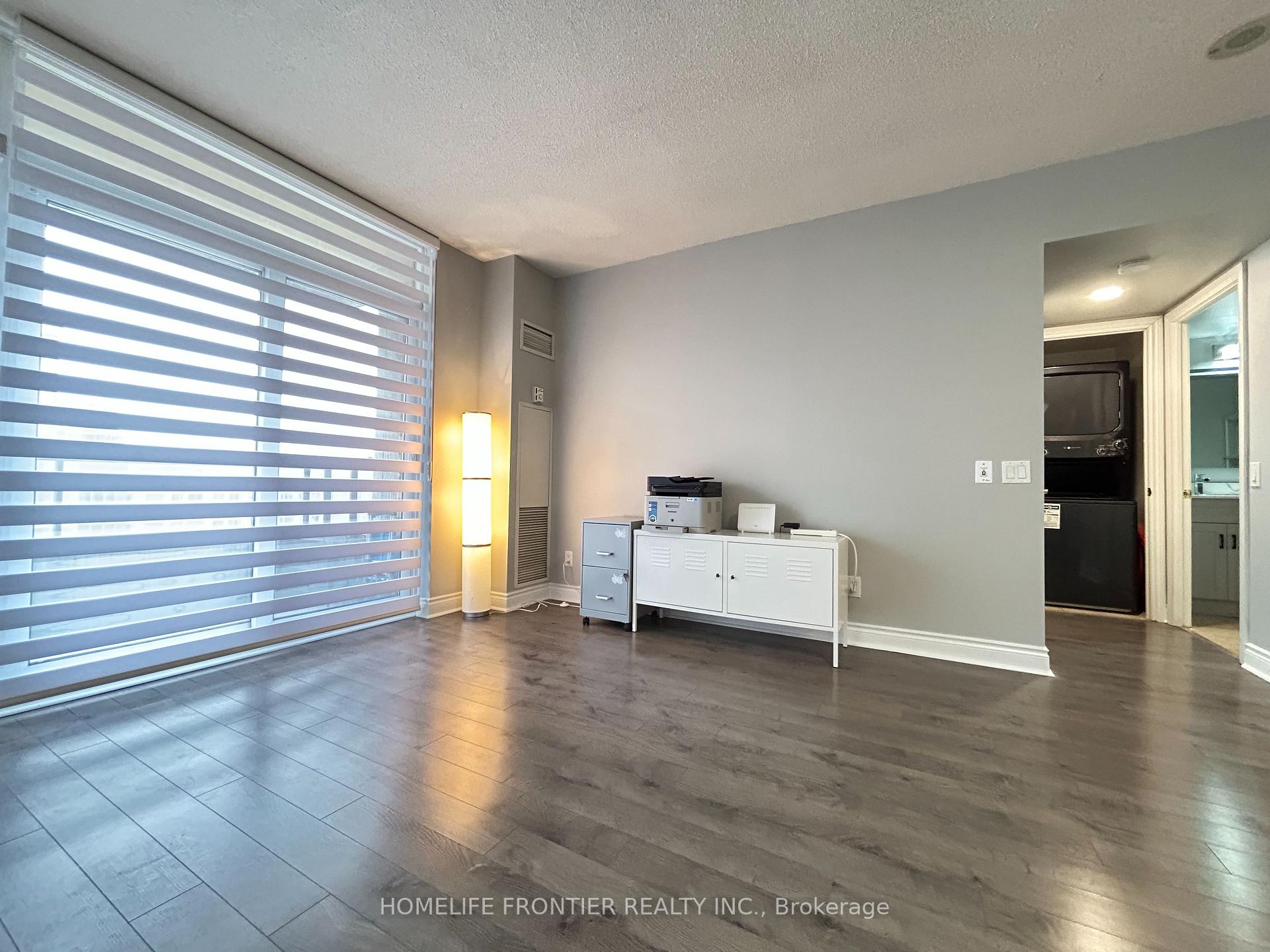 1 Bedroom Condo at 15 Northtown, Toronto For sale