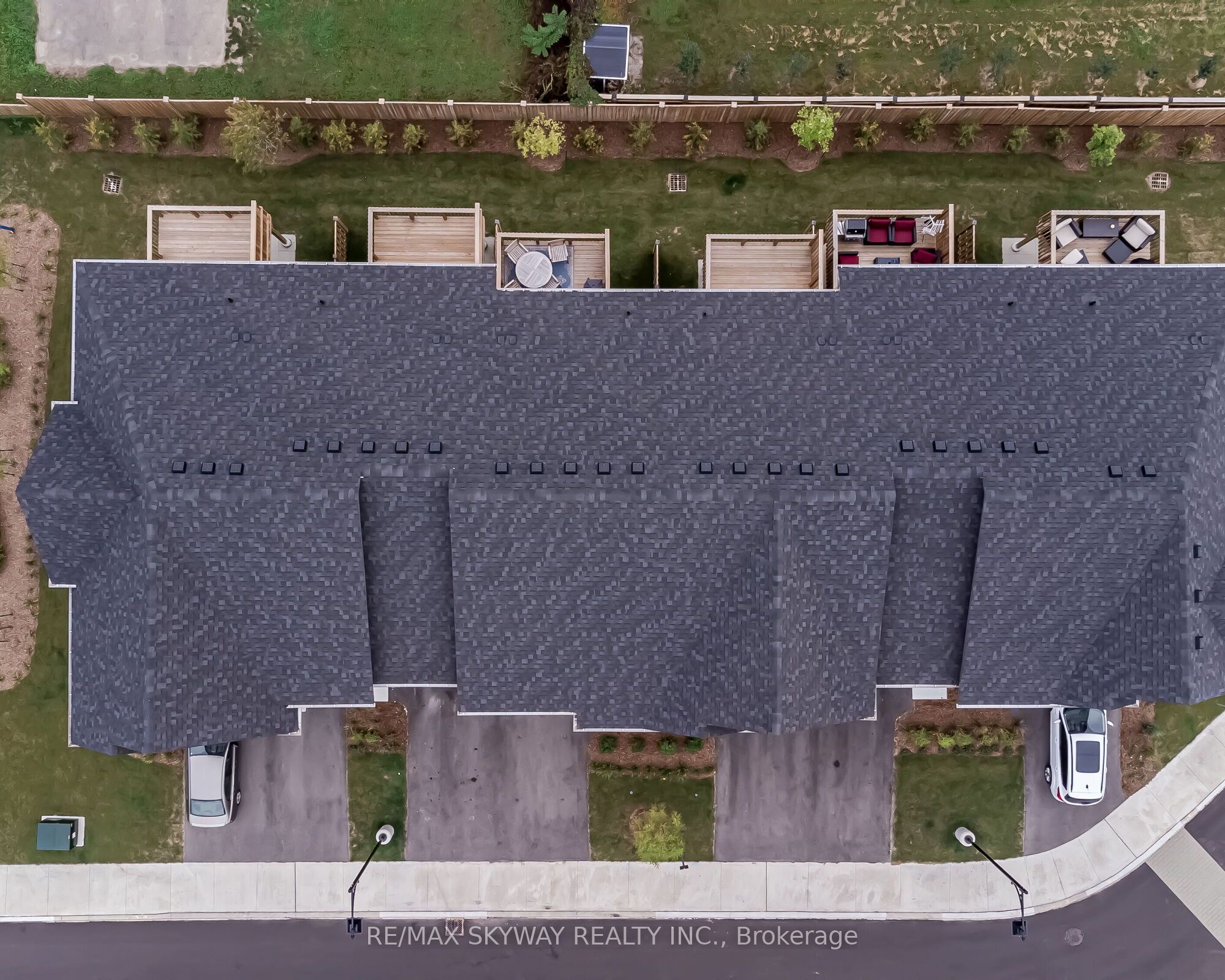311 Woolwich Street, #5