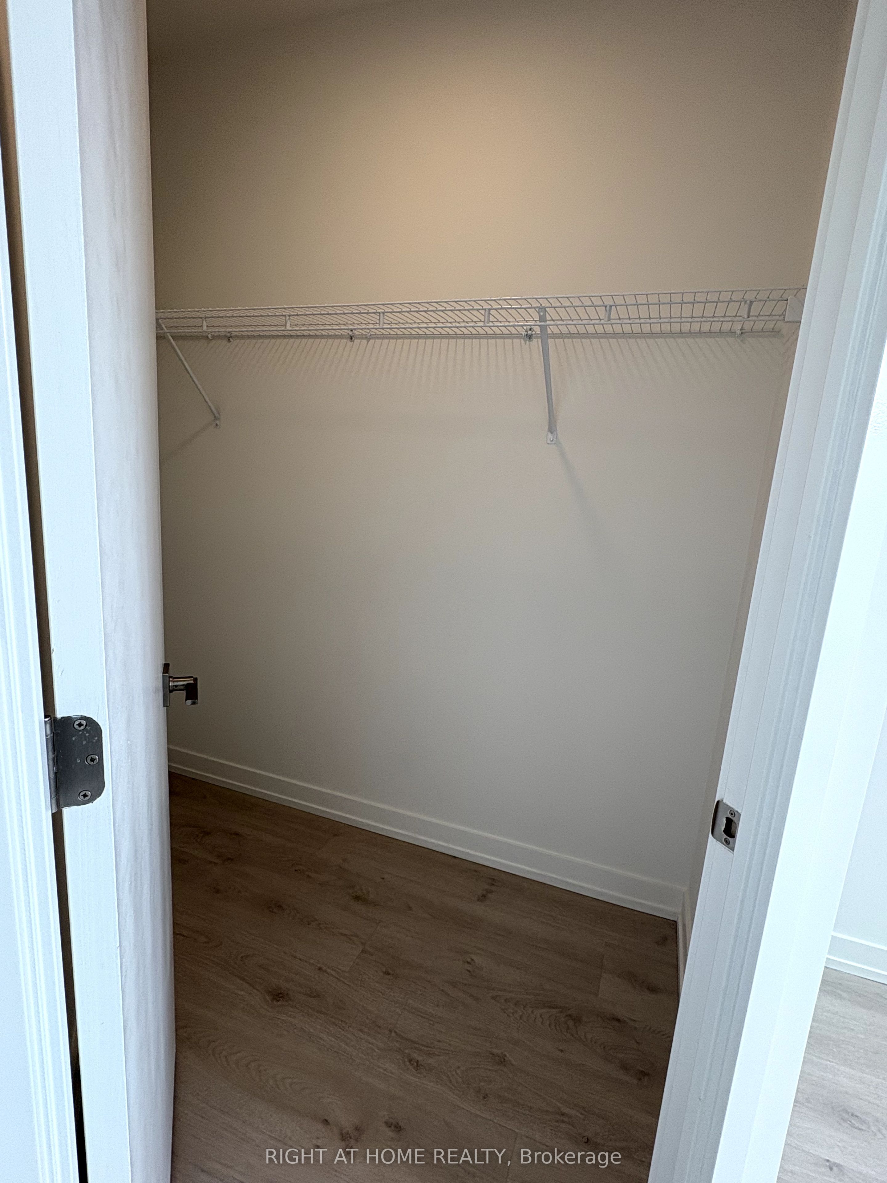 2501 Saw Whet Boulevard S, #648
