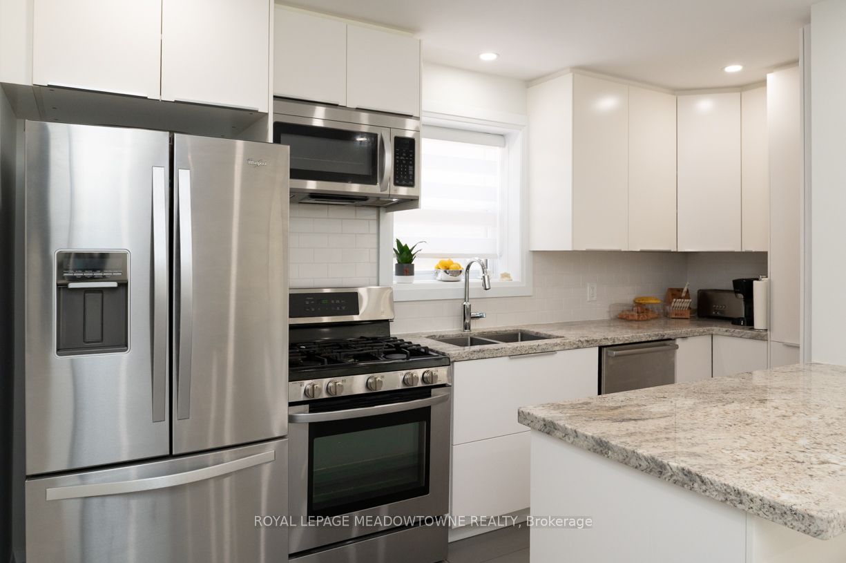 33 Broadview Avenue, #3