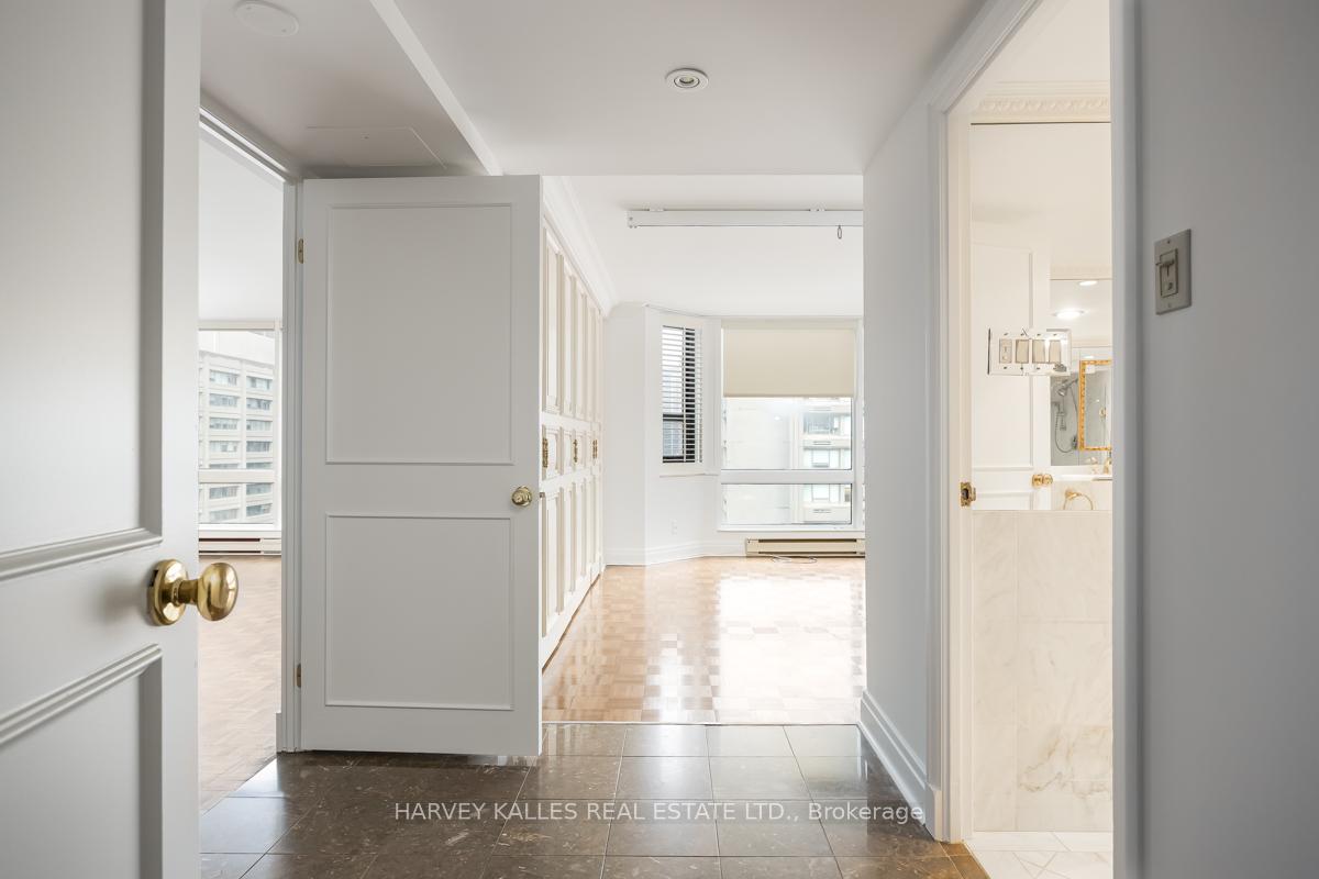1166 Bay Street 2103