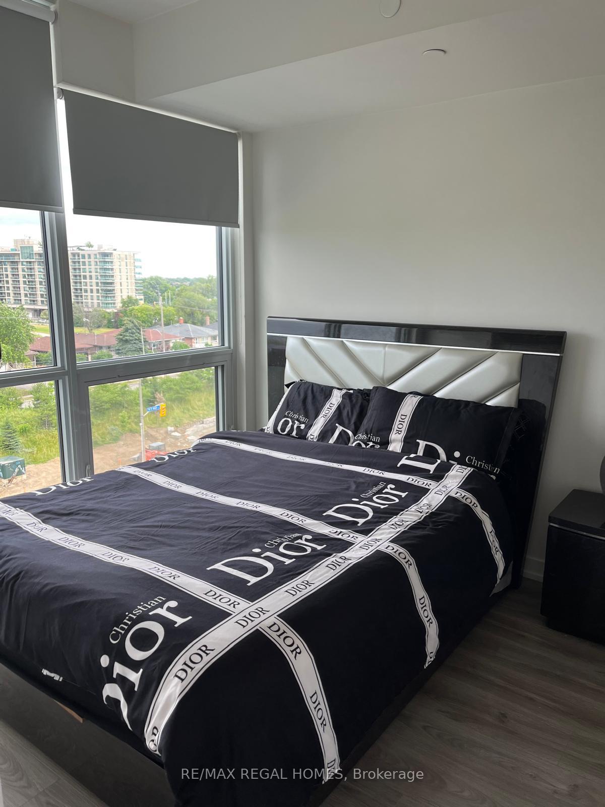 2 Bedrooms Condo at 10 De Boers, Toronto For sale