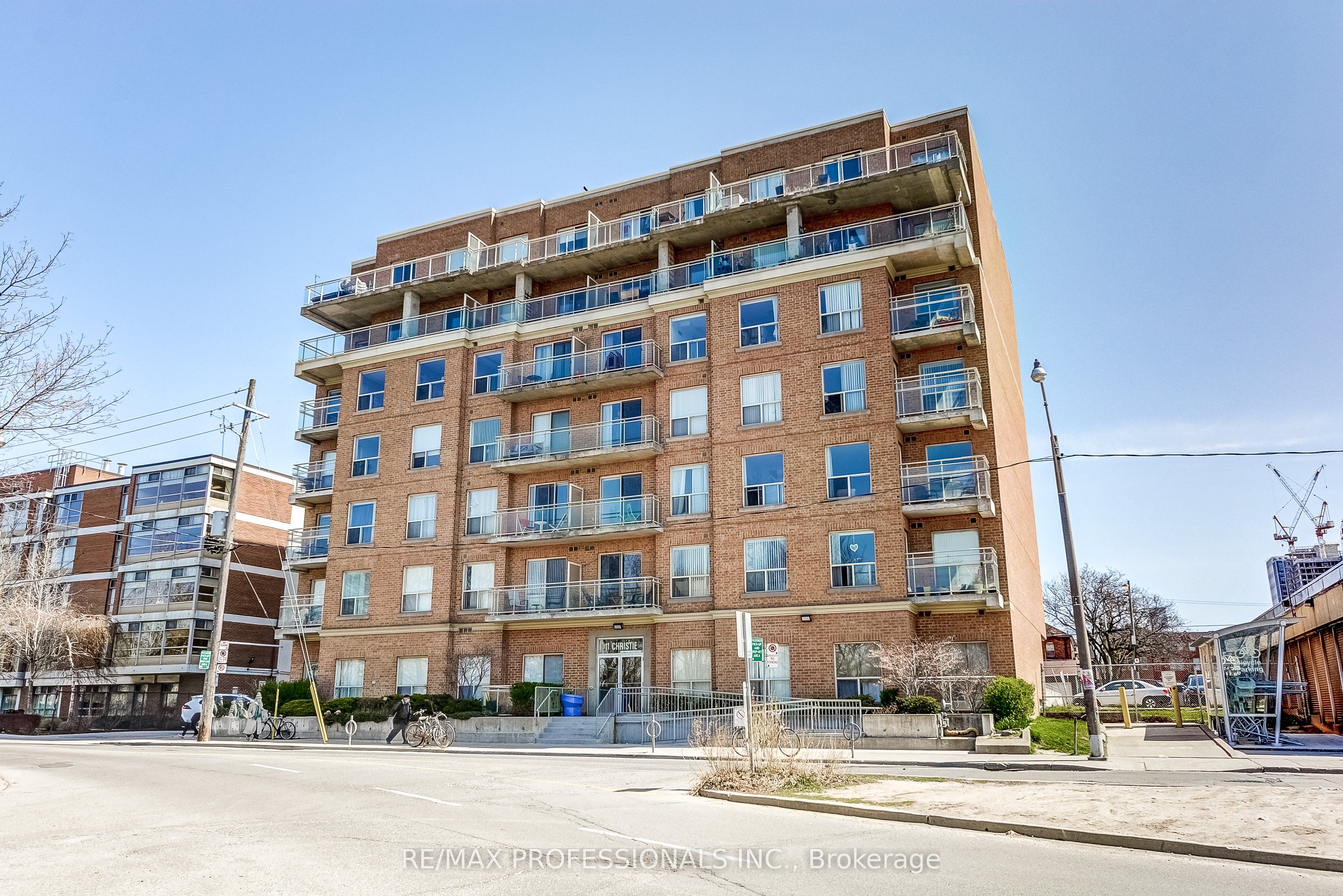 11 Christie Street, #103