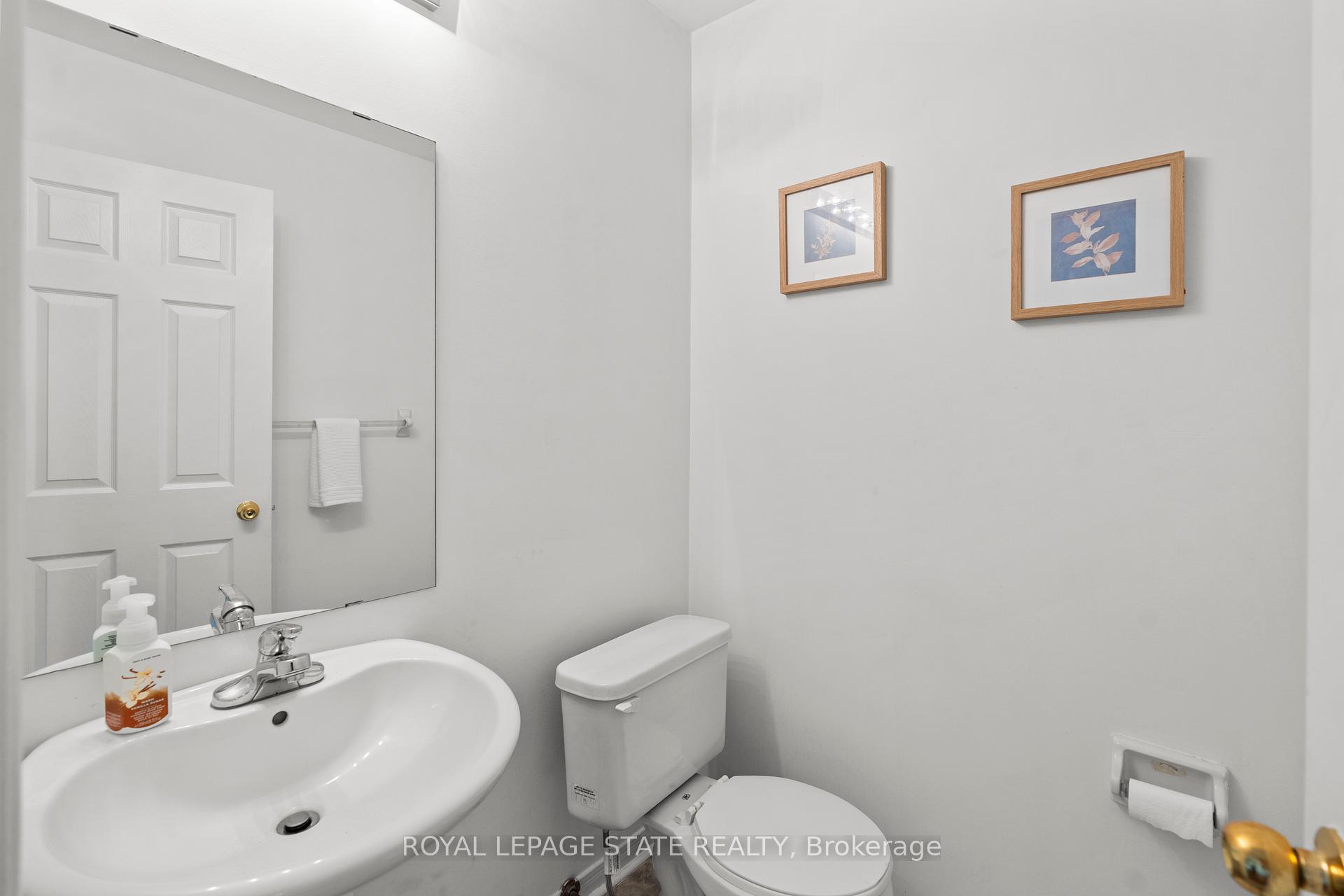 3 Bedrooms Condo at 5090 Fairview, Burlington For sale