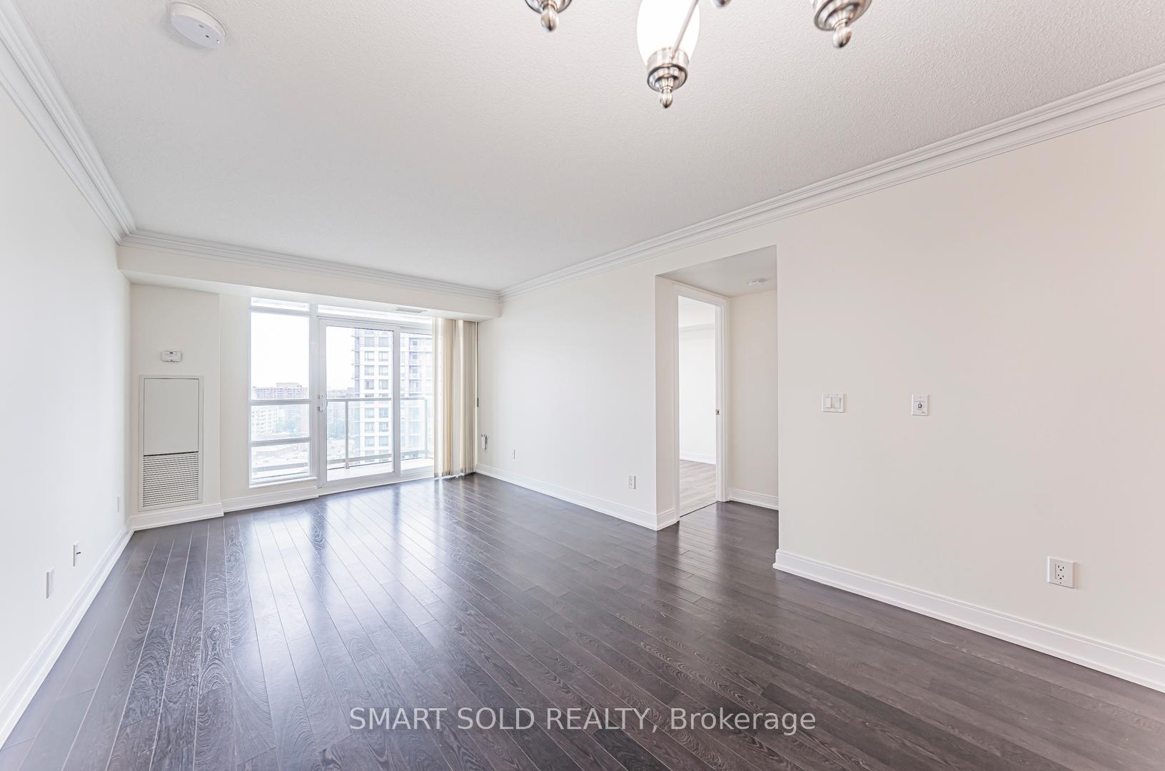 3 Bedrooms Condo at 238 Bonis, Toronto For sale