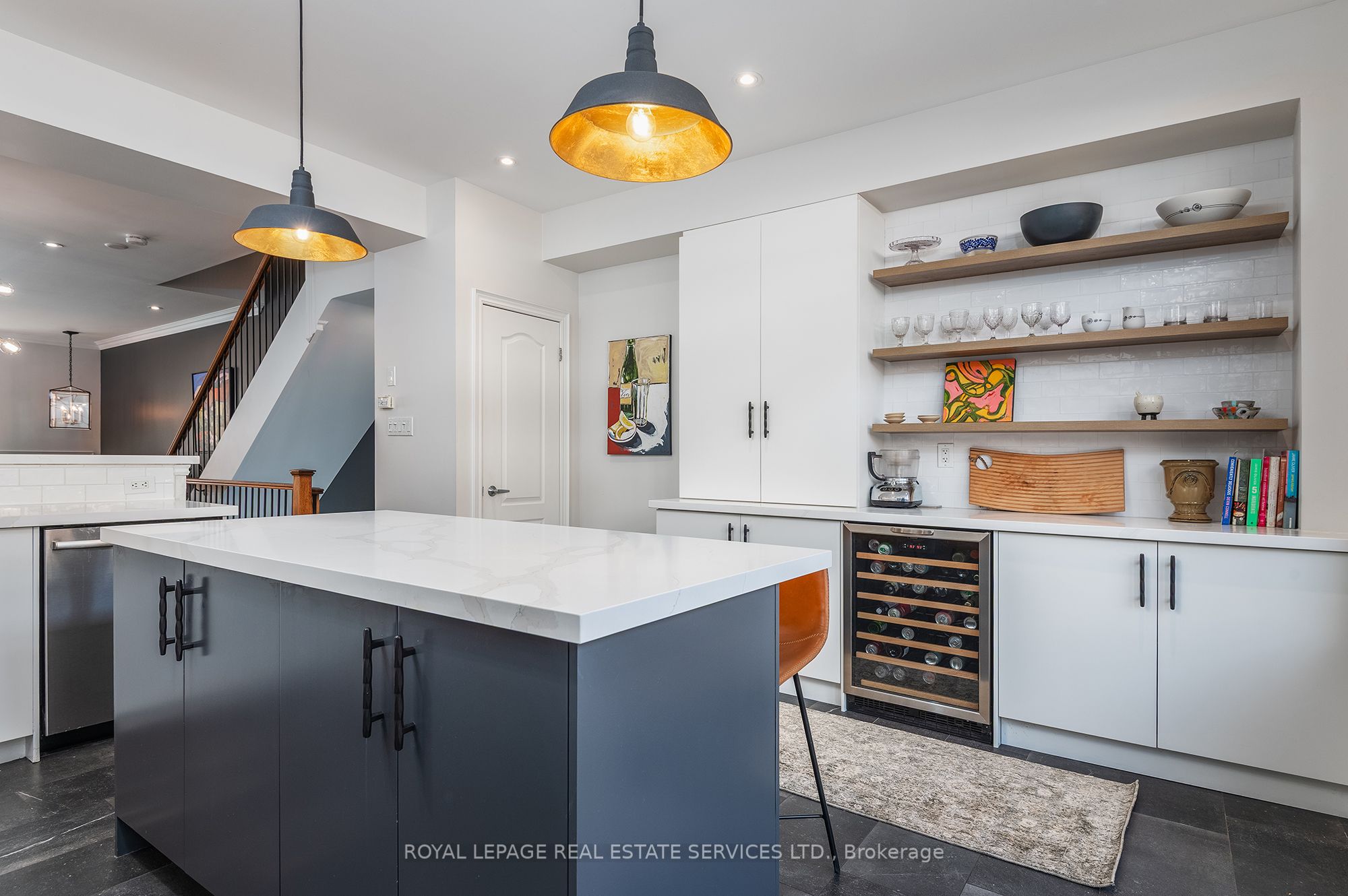 20 Shires Lane, #4