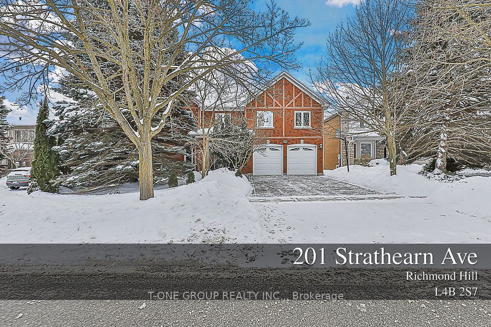 201 Strathearn