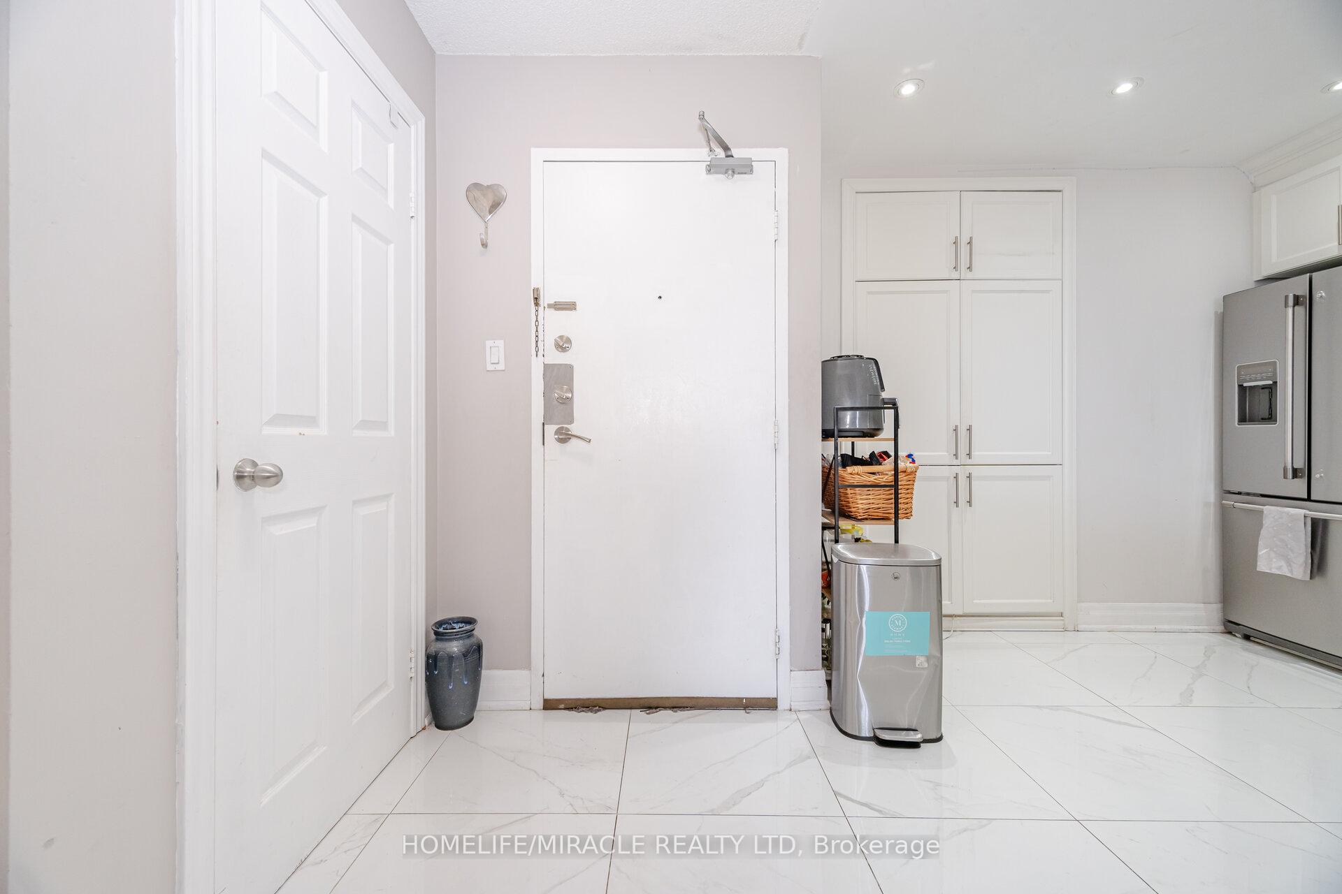 3 Bedrooms Condo at 234 Albion, Toronto For sale