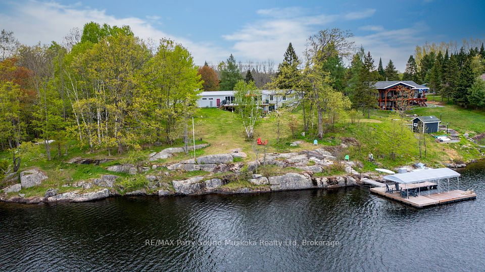 28 Lakeside