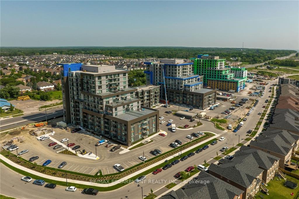 1 Bedroom Condo at 460 Dundas,  Hamilton For sale