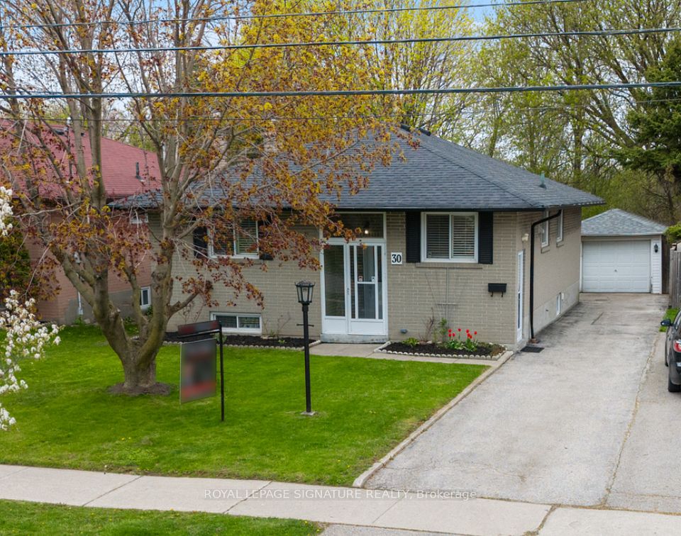 30 Oakridge