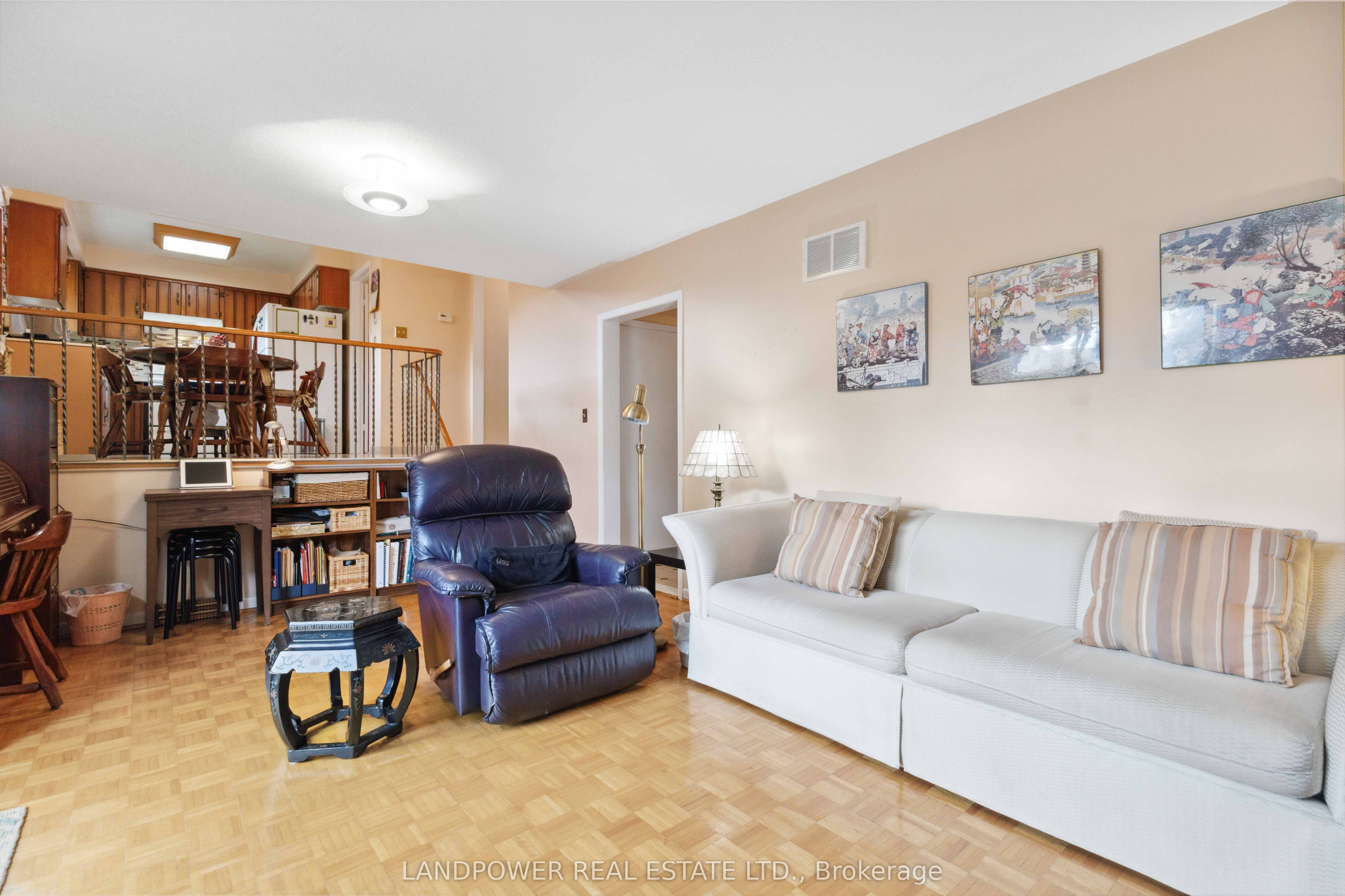851 Huntingwood Drive