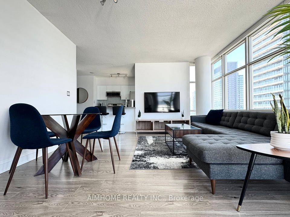 10 Navy Wharf