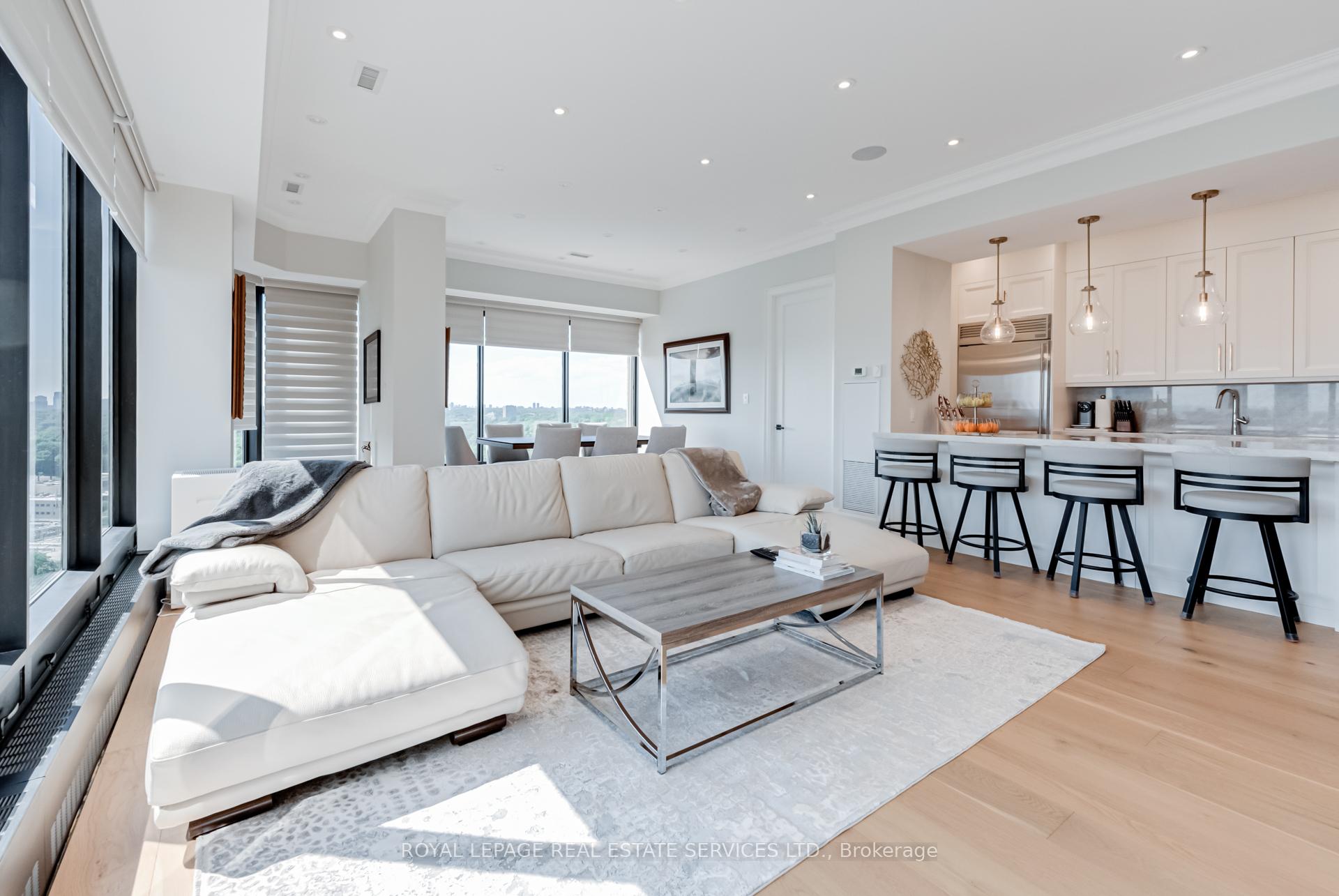 2 Bedrooms Condo at 2045 Lake Shore, Toronto For sale