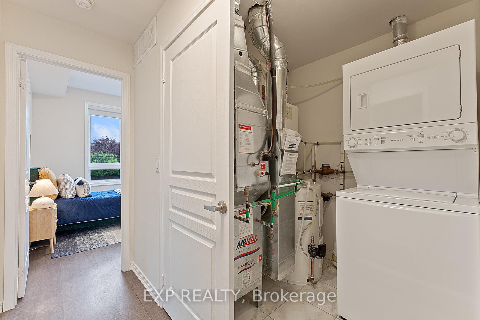 2 Bedrooms Condo at 1100 Briar Hill, Toronto For sale