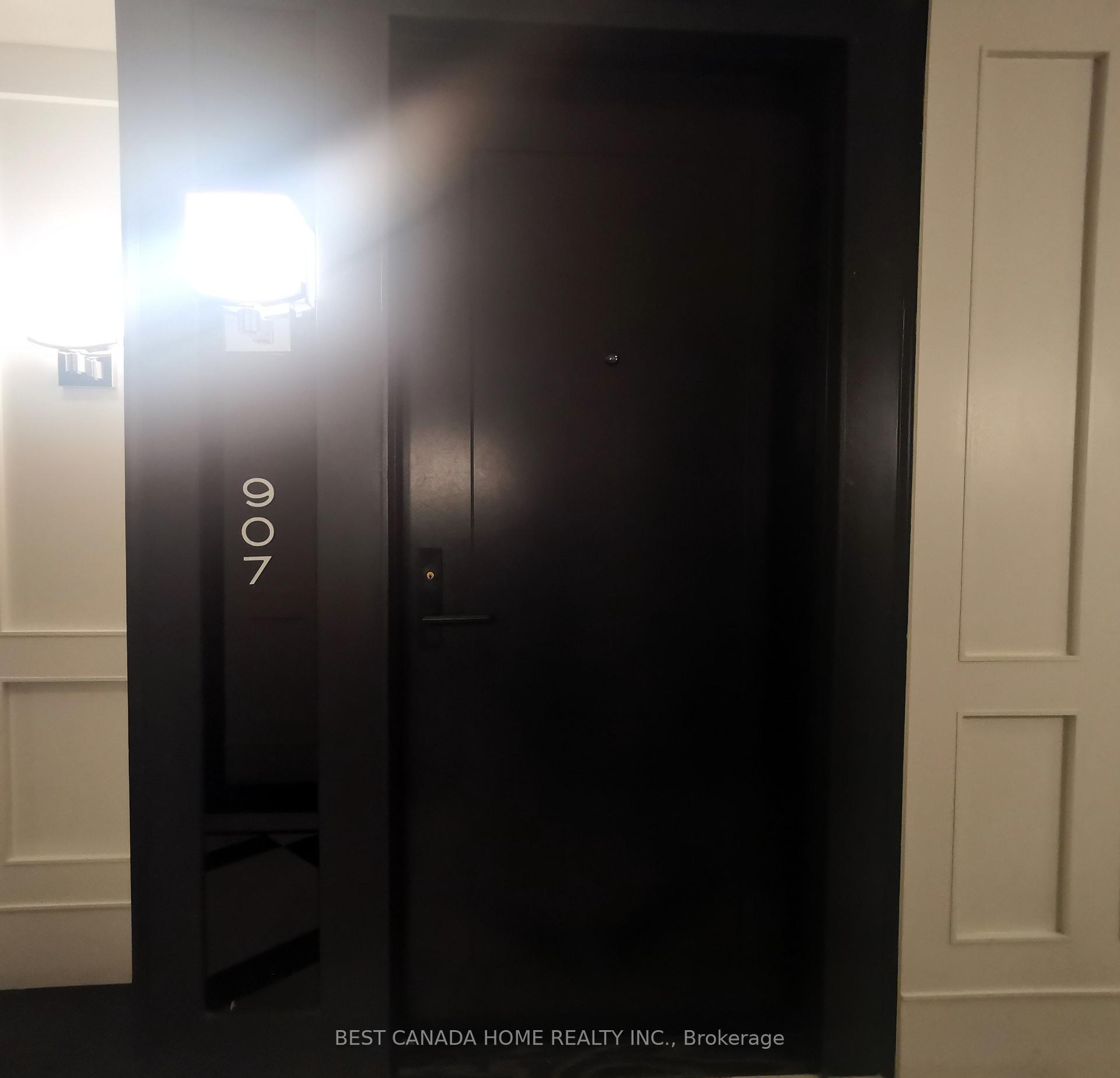 Condo at 955 Bay,  Toronto For sale