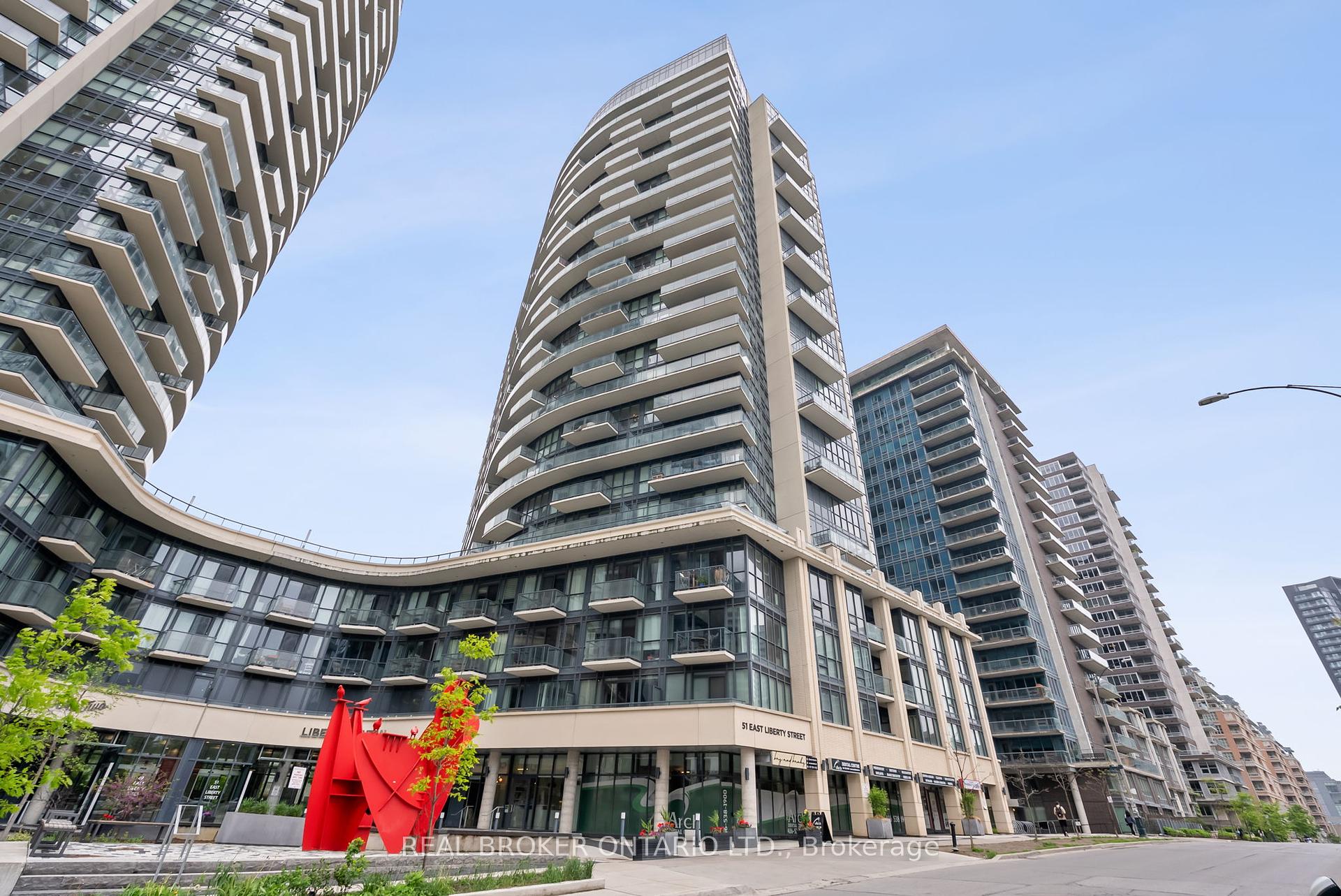 2 Bedrooms Condo at 51 East Liberty, Toronto For sale