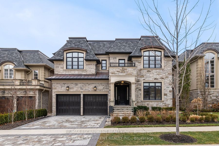 282 Tudor