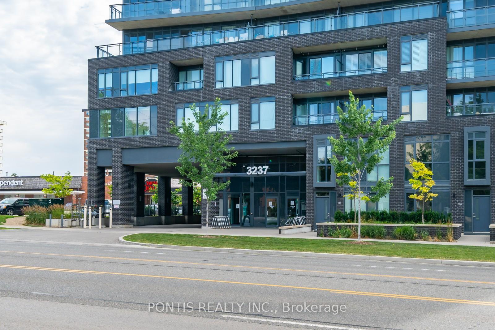 1 Bedroom Condo at 3237 Bayview, Toronto For sale