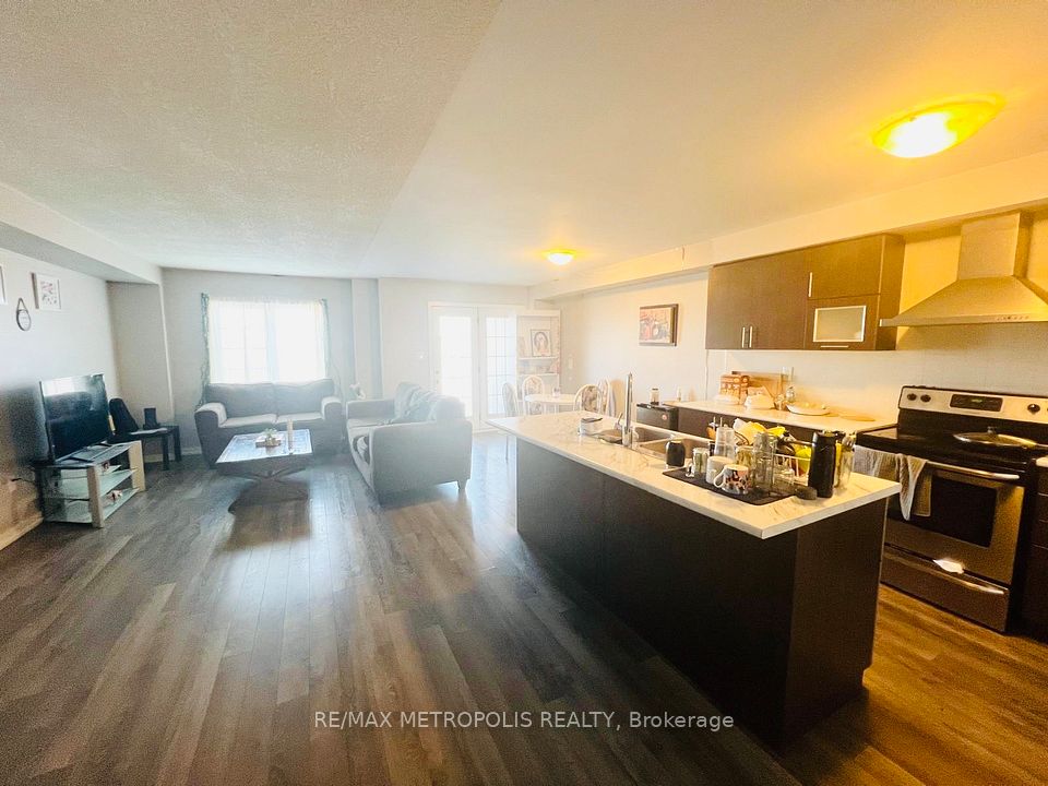 #Upper - 116 Golden Springs Drive, Brampton, ON L7A 0C7