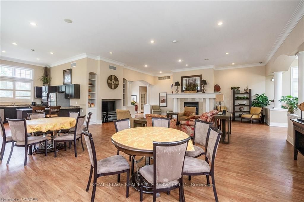 1483 Maple Avenue, #409