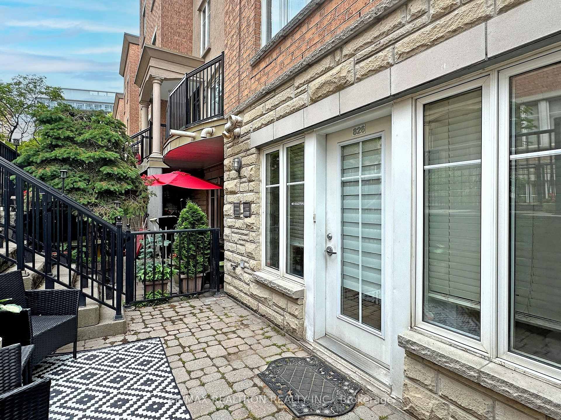 1 Bedroom Condo at 46 Western Battery, Toronto For sale