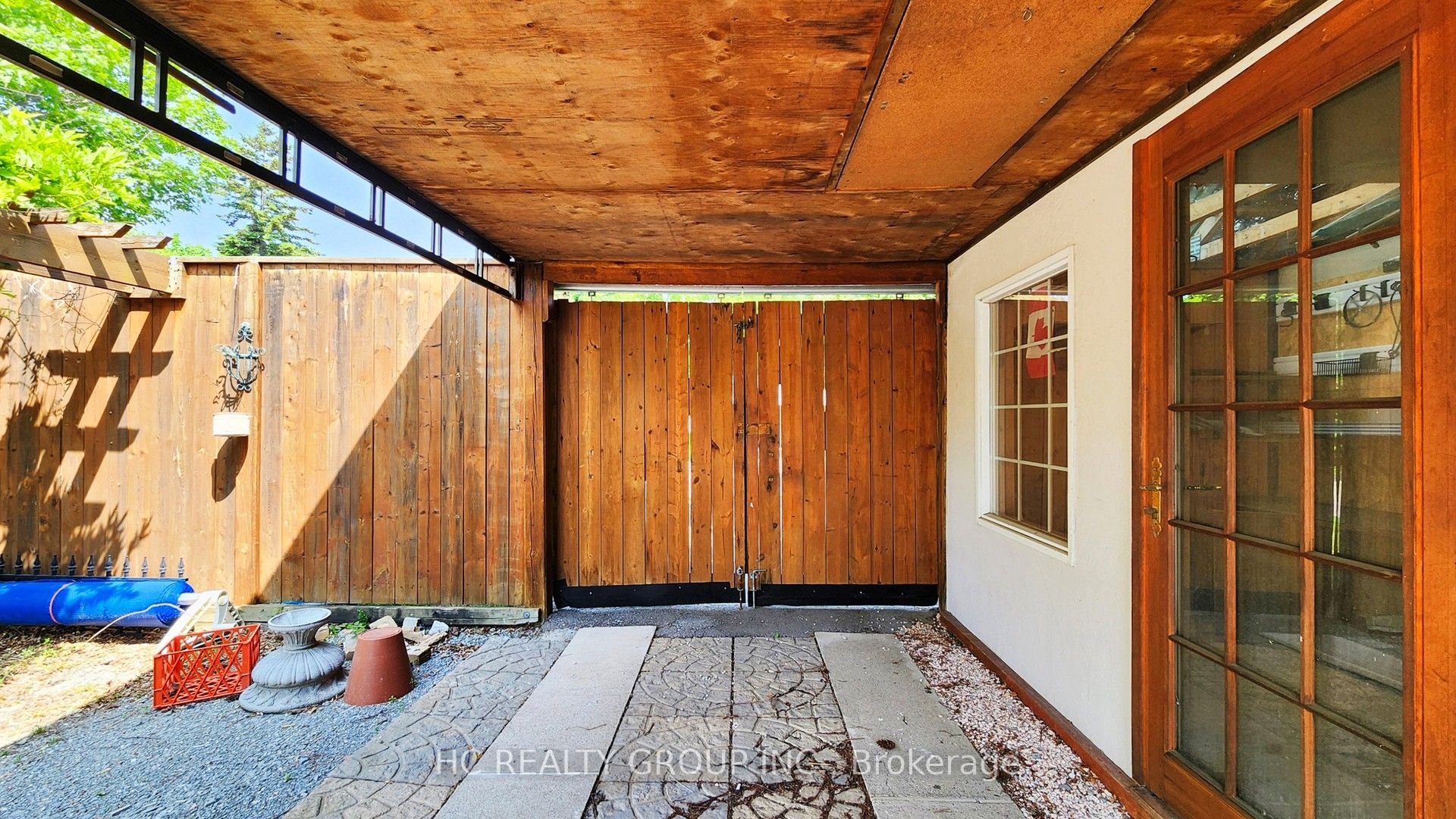 21 SIR CONSTANTINE Drive
